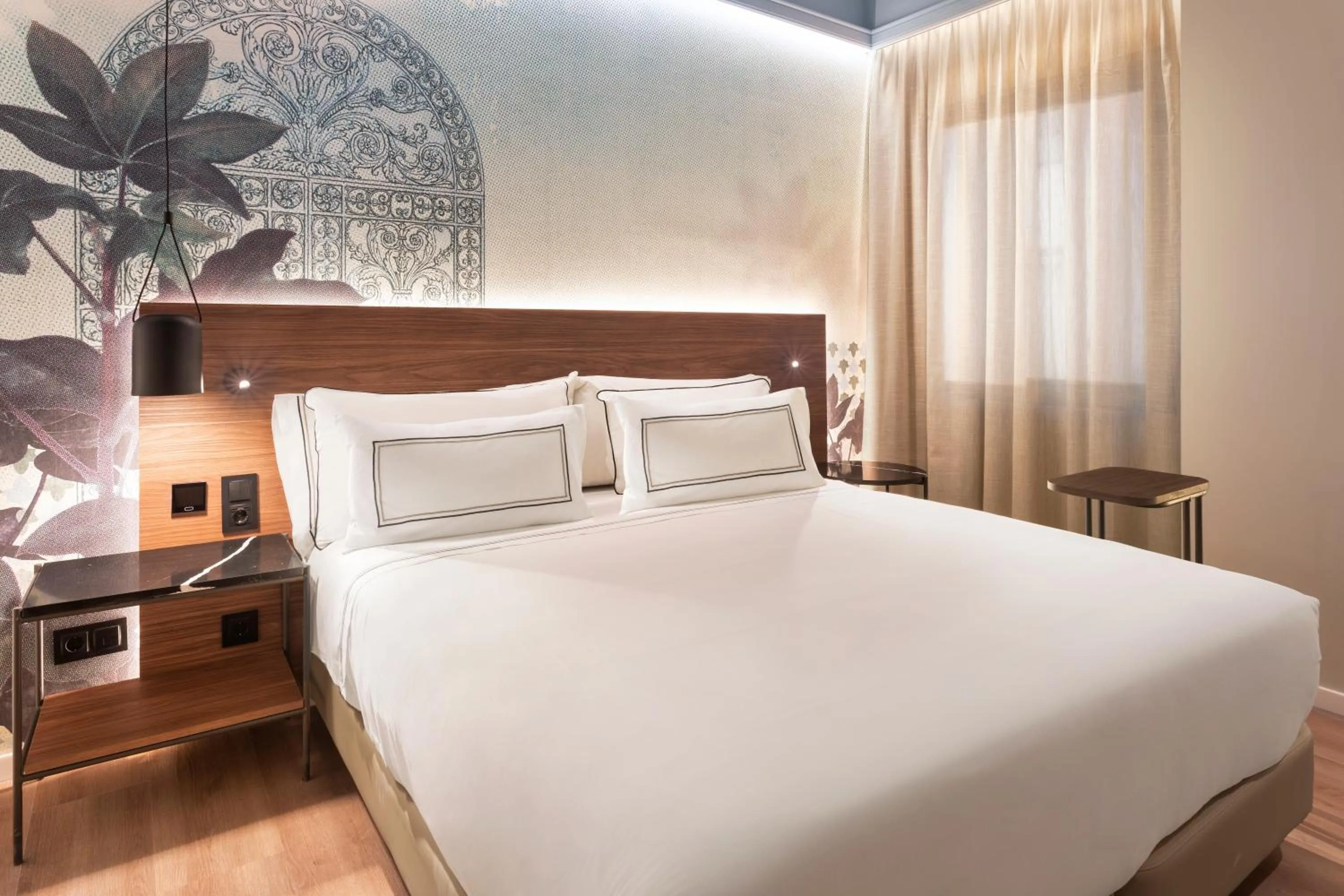 Bed in Meliá Granada