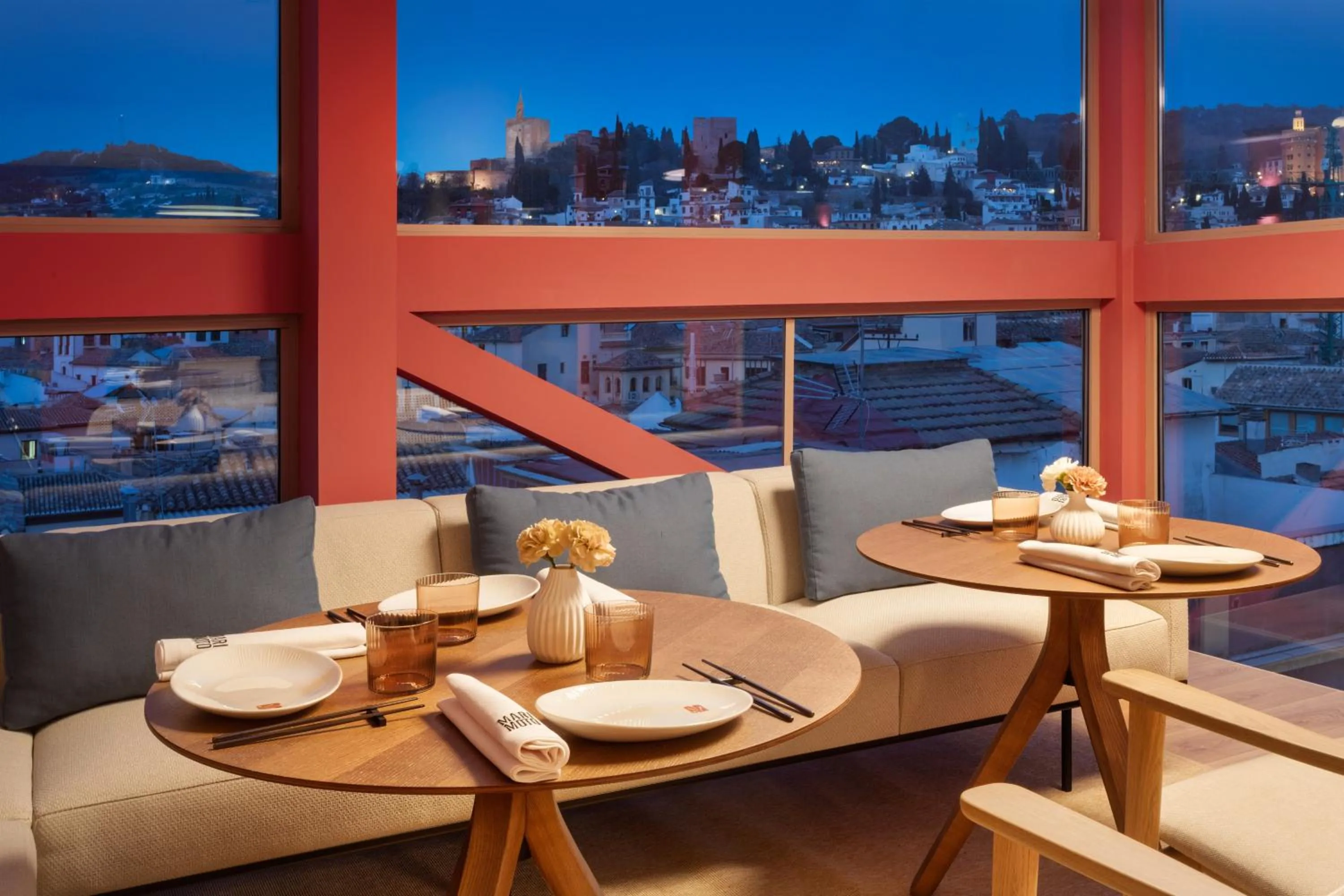 Dining area in Meliá Granada