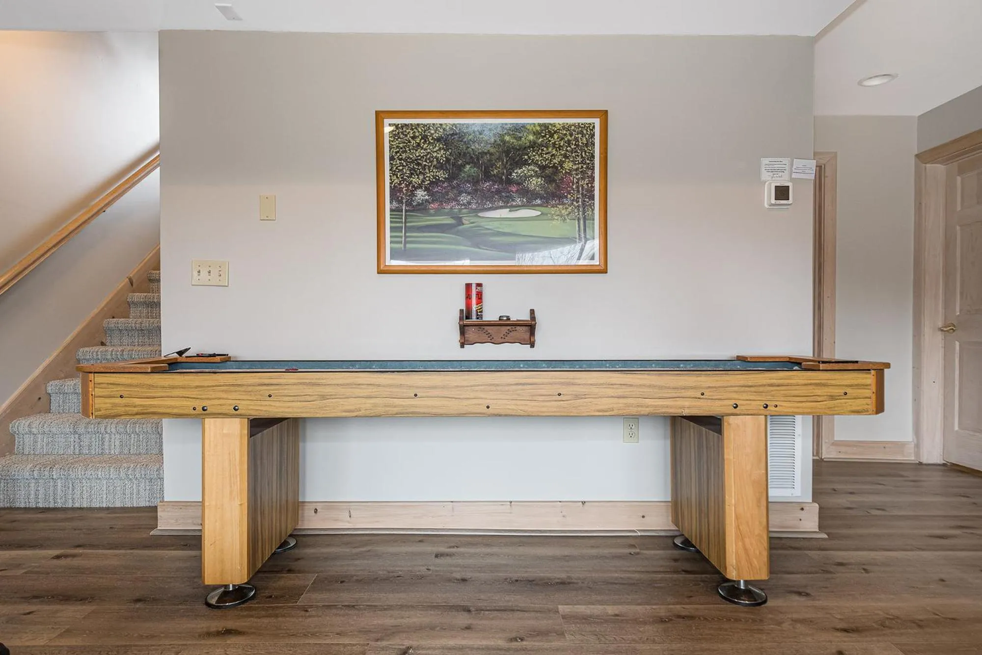 Property building in Glass Mountain Lodge