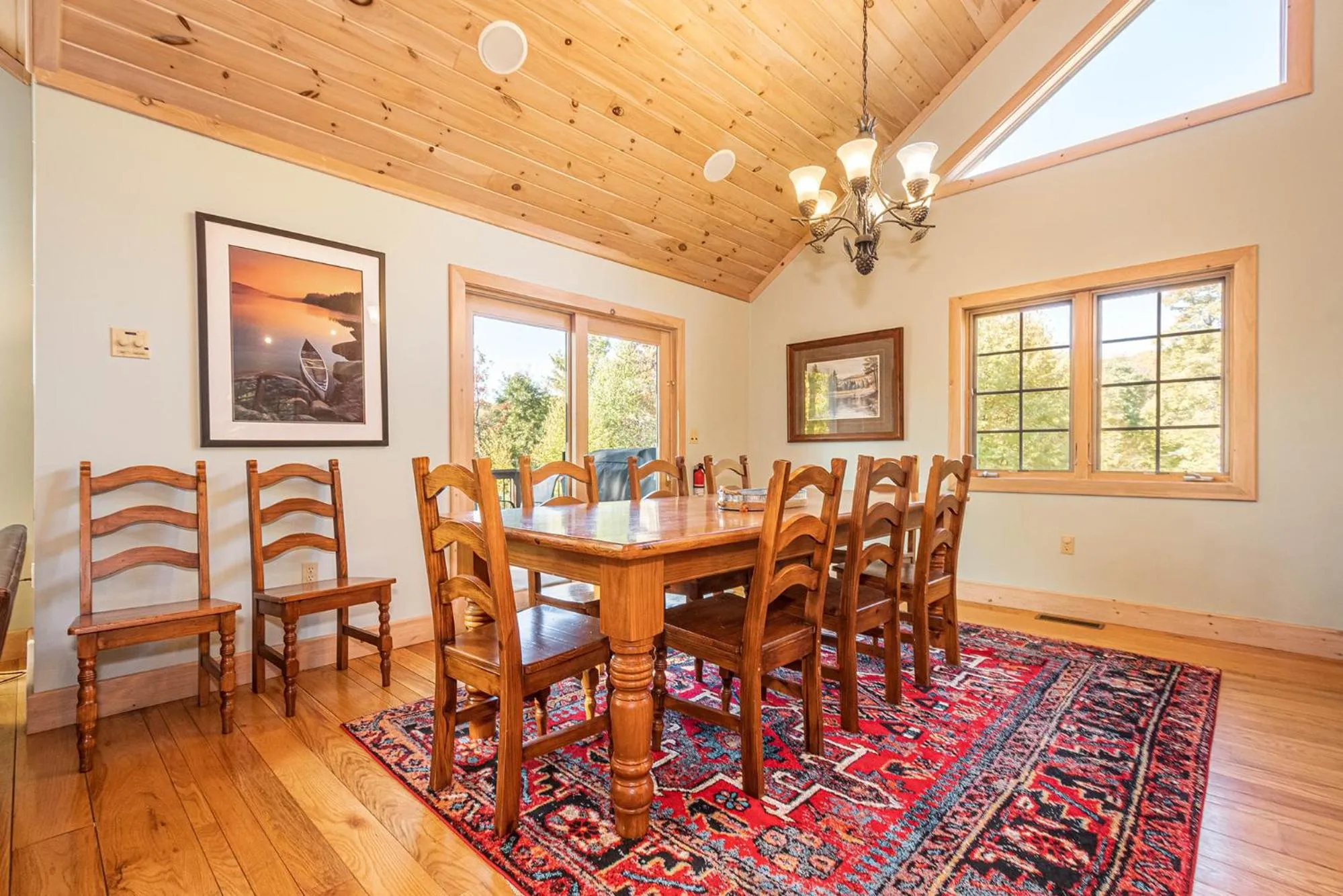 Property building in Glass Mountain Lodge