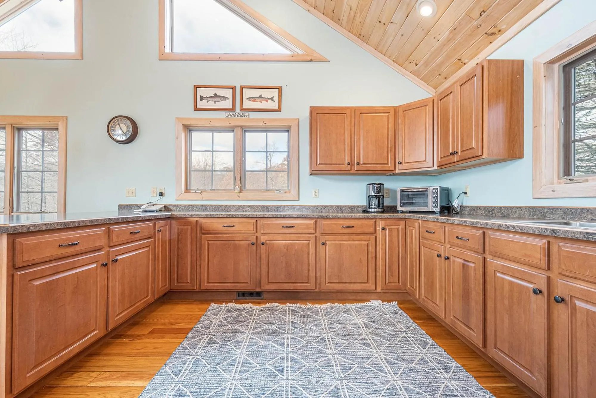 Property building in Glass Mountain Lodge