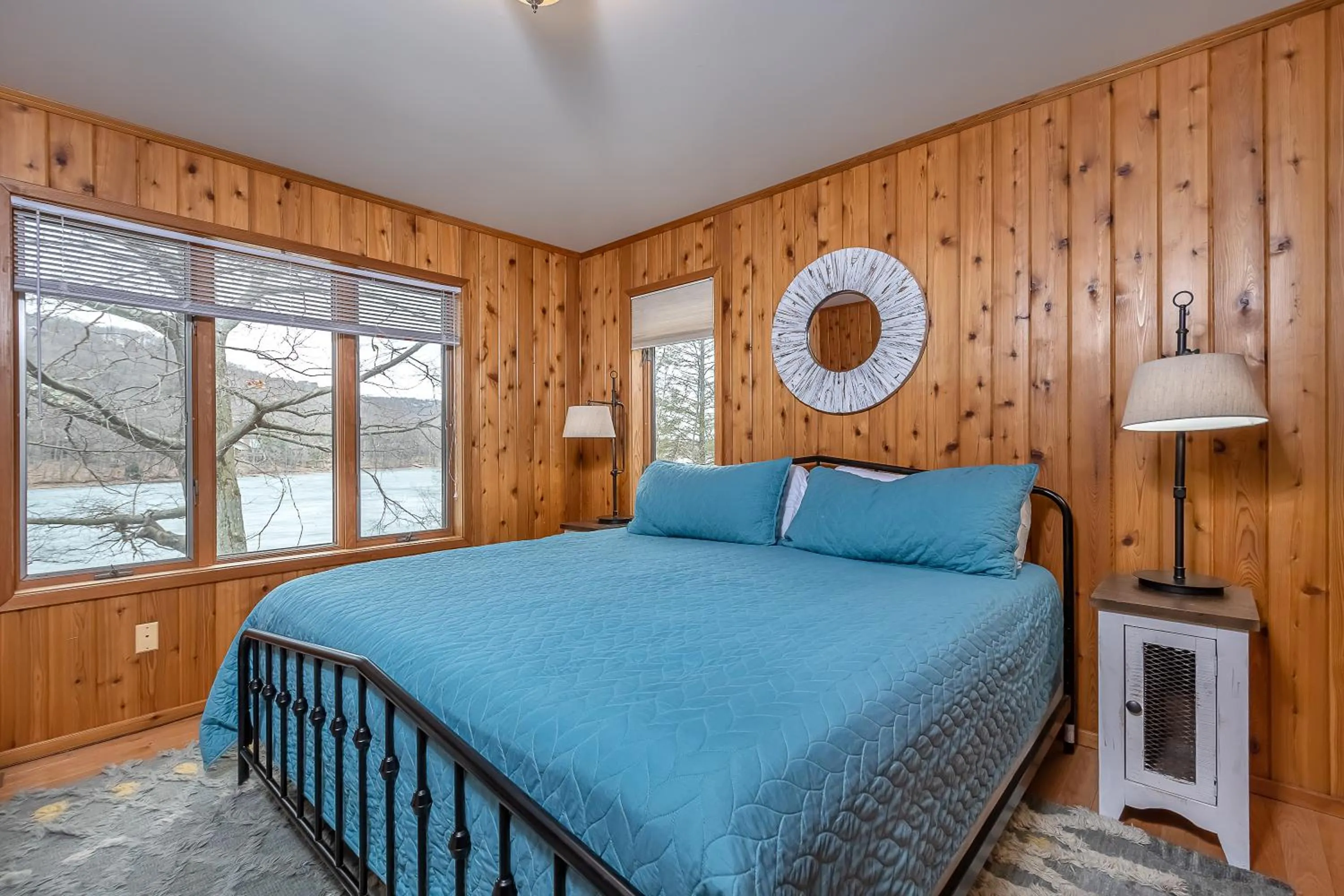 Property building, Bed in Gone Fish Inn