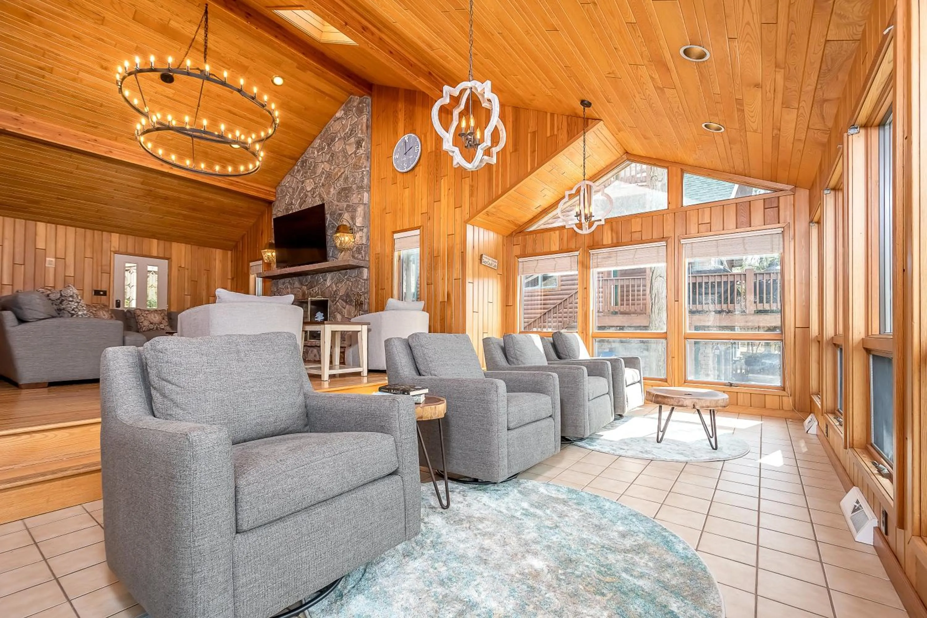 Property building in Gone Fish Inn