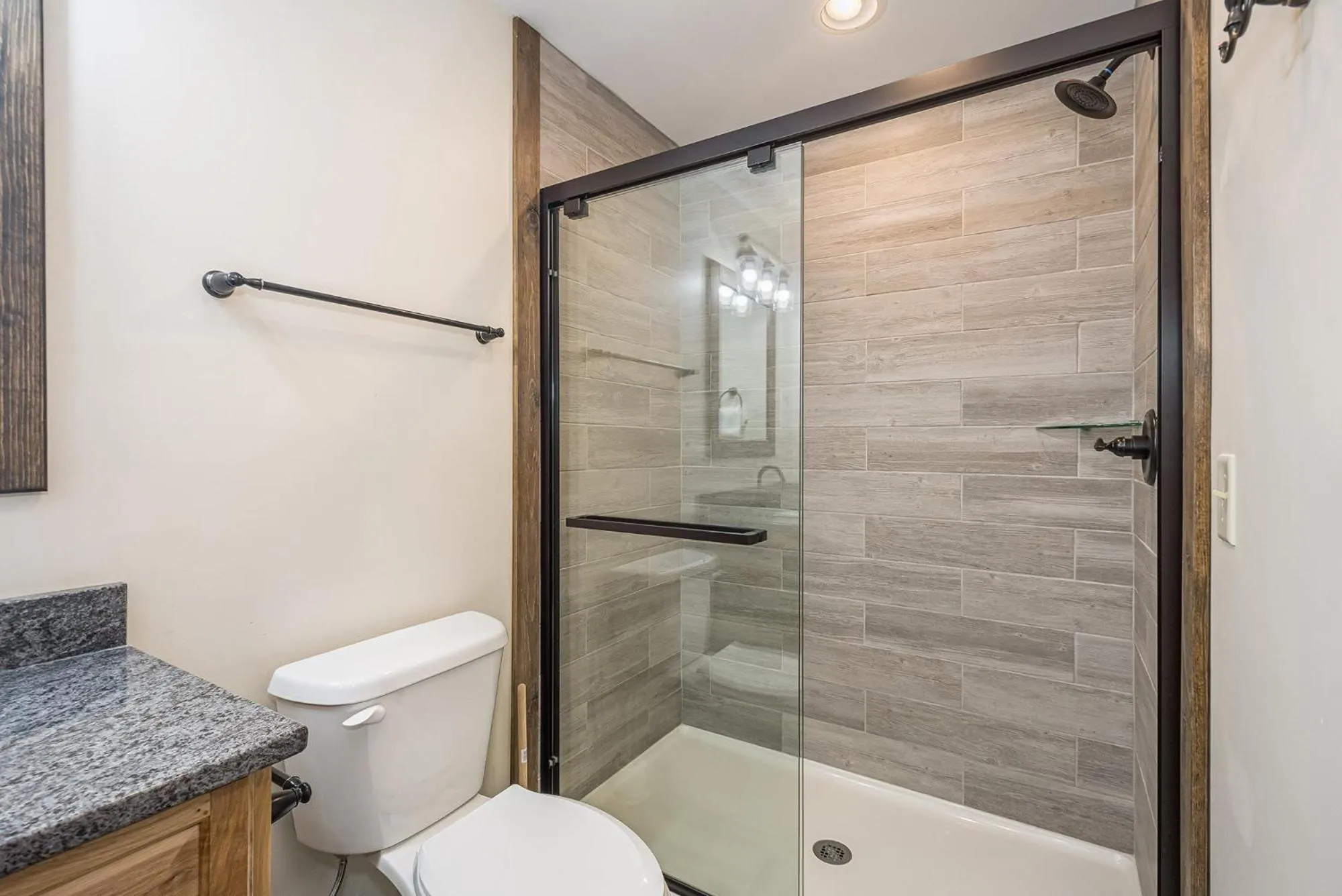 Property building in Honey Bear Hideaway