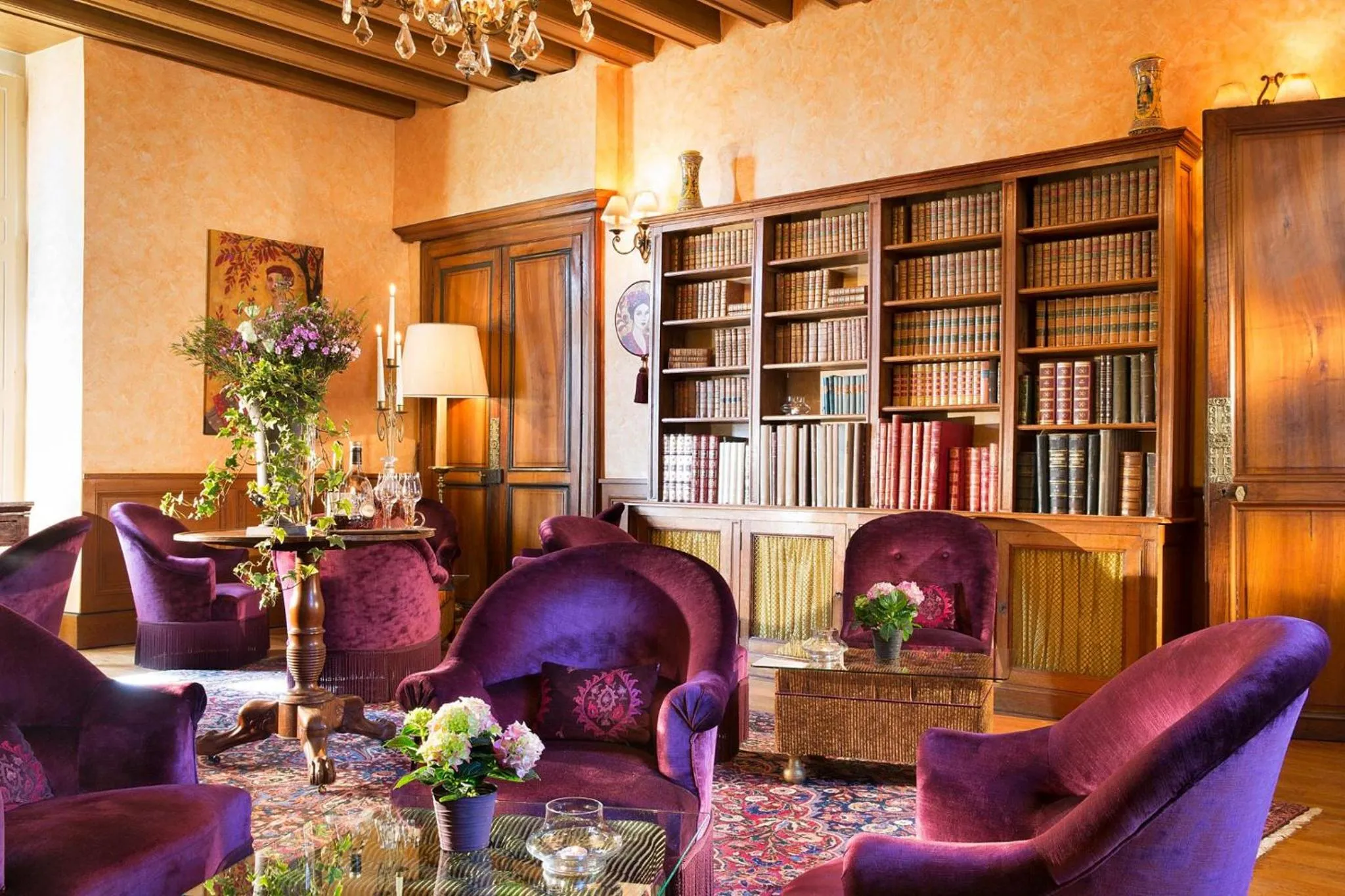 Lounge or bar in Château de Noizay - ChâteauZen