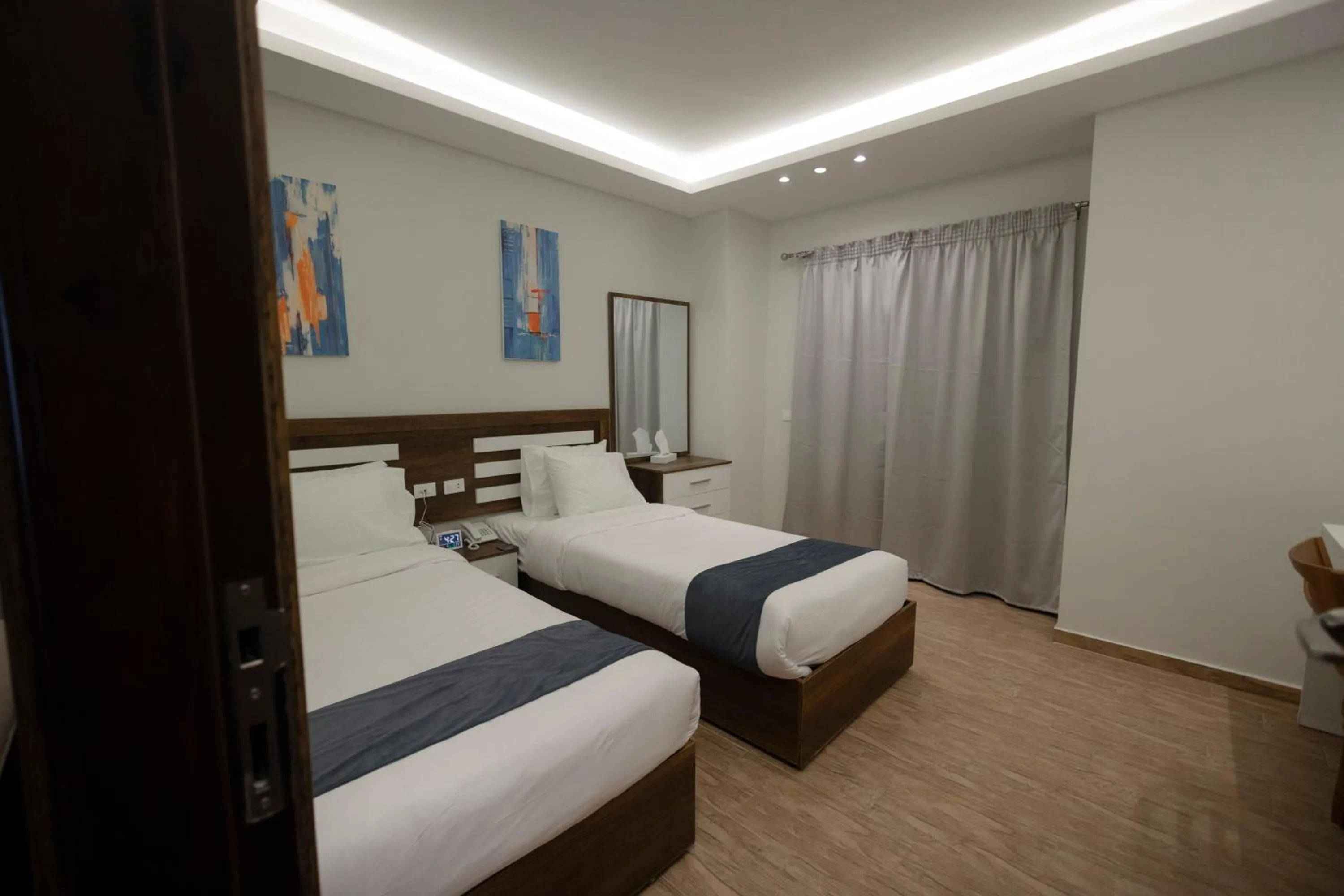 Photo of the whole room, Bed in Royal Inn Residence New Cairo