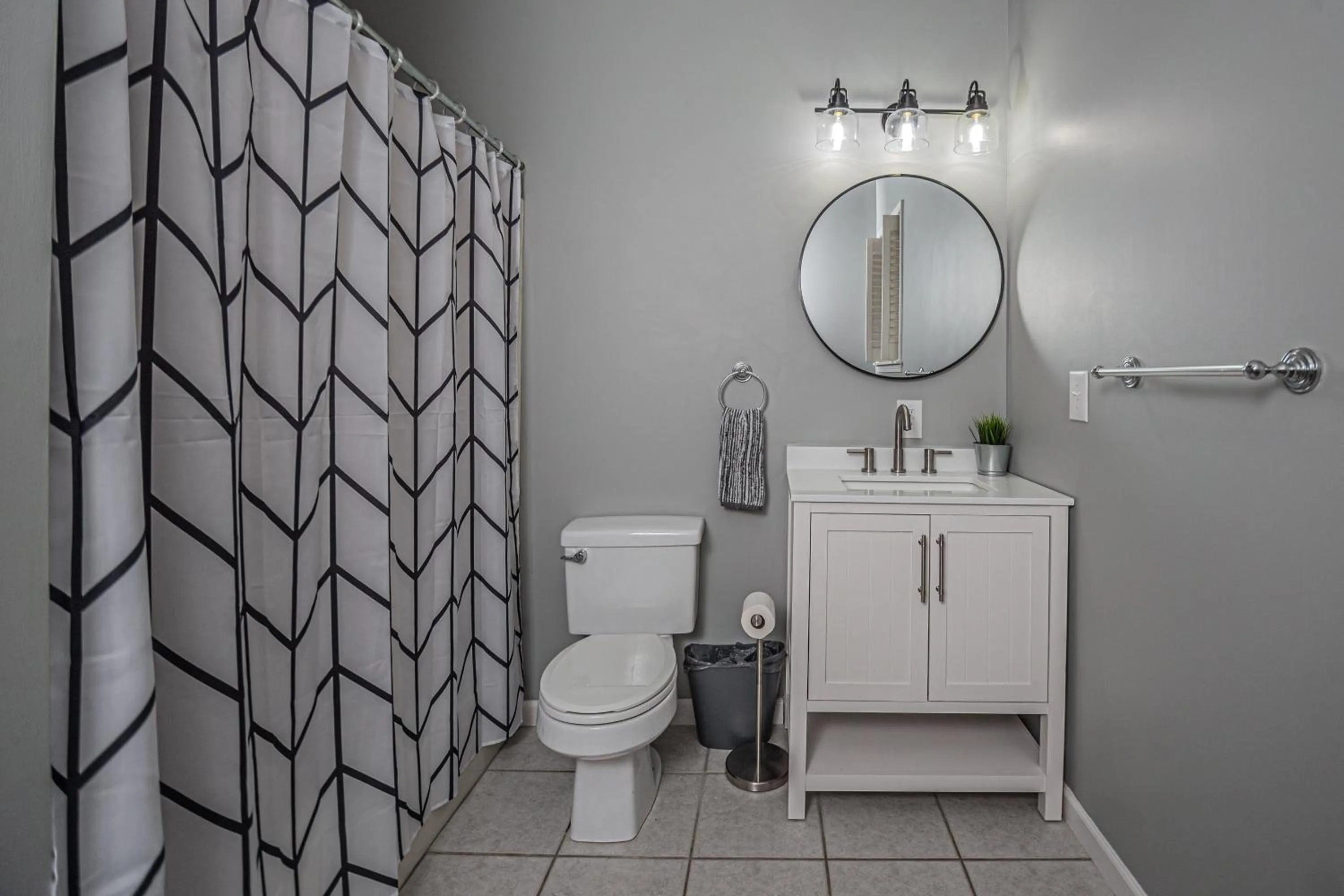 Property building in Cedars on the Rocks