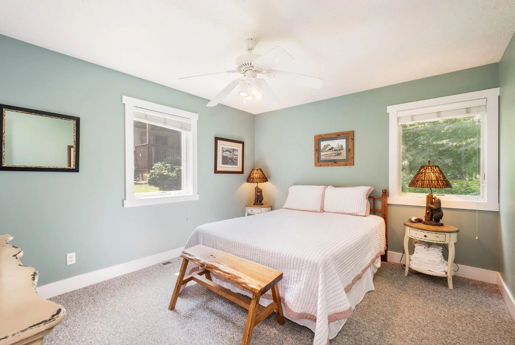 Property building, Bed in Crosswinds