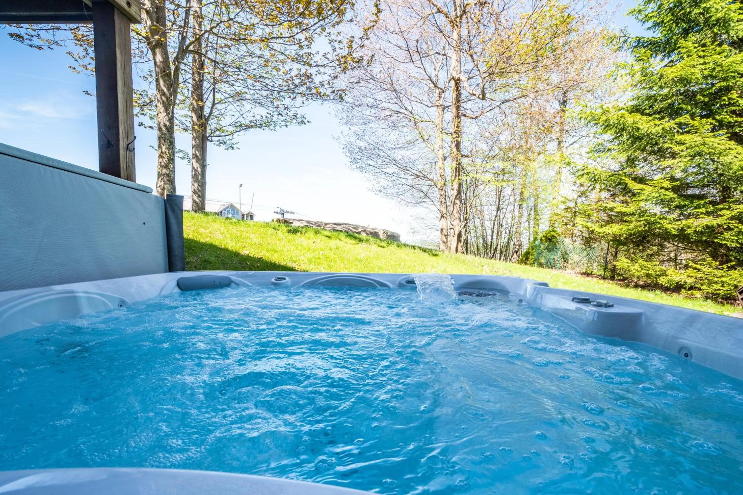 Property building in Main Street Retreat