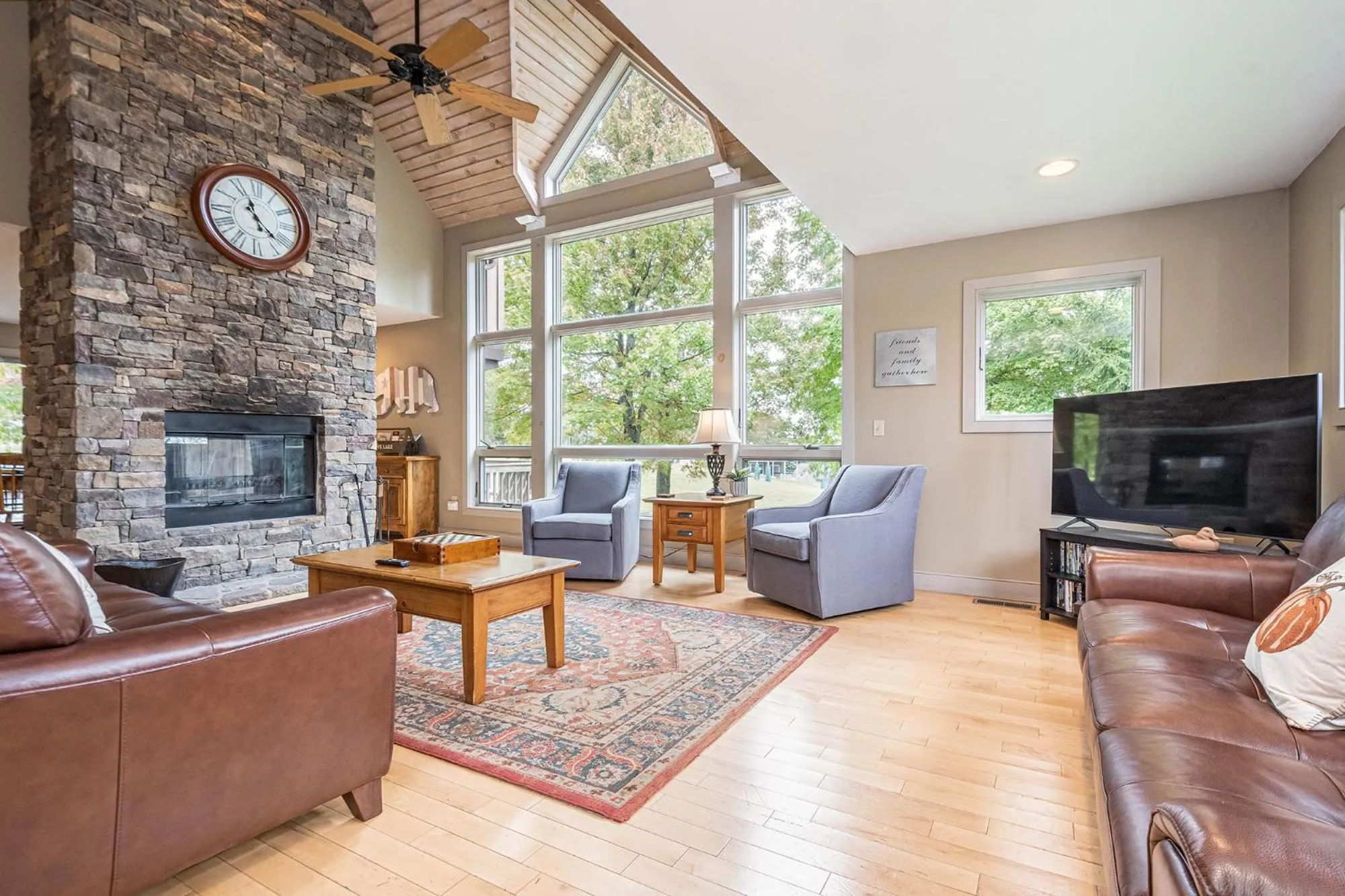 Property building in Main Street Retreat