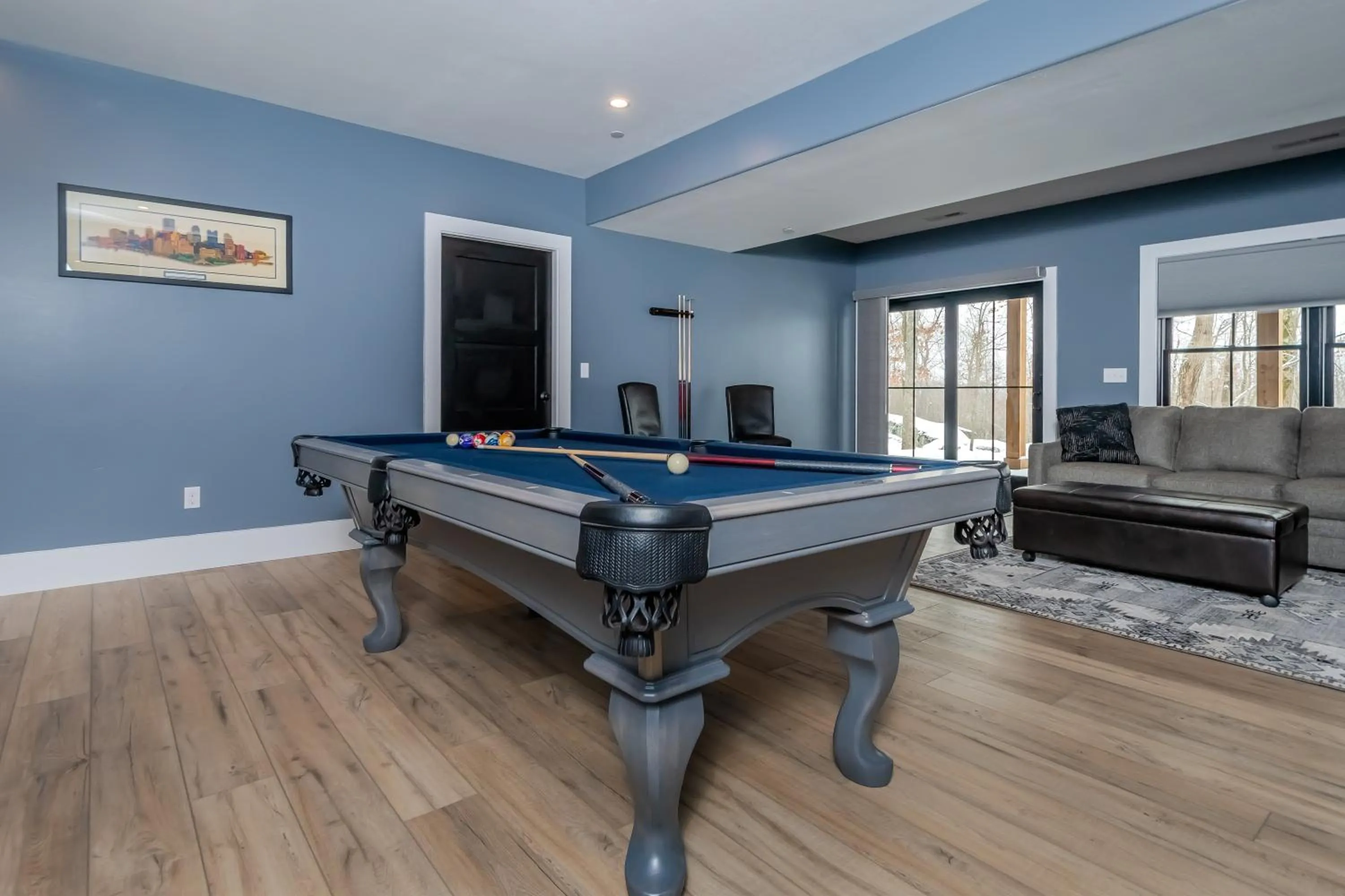 Property building in No Black Tie Affair