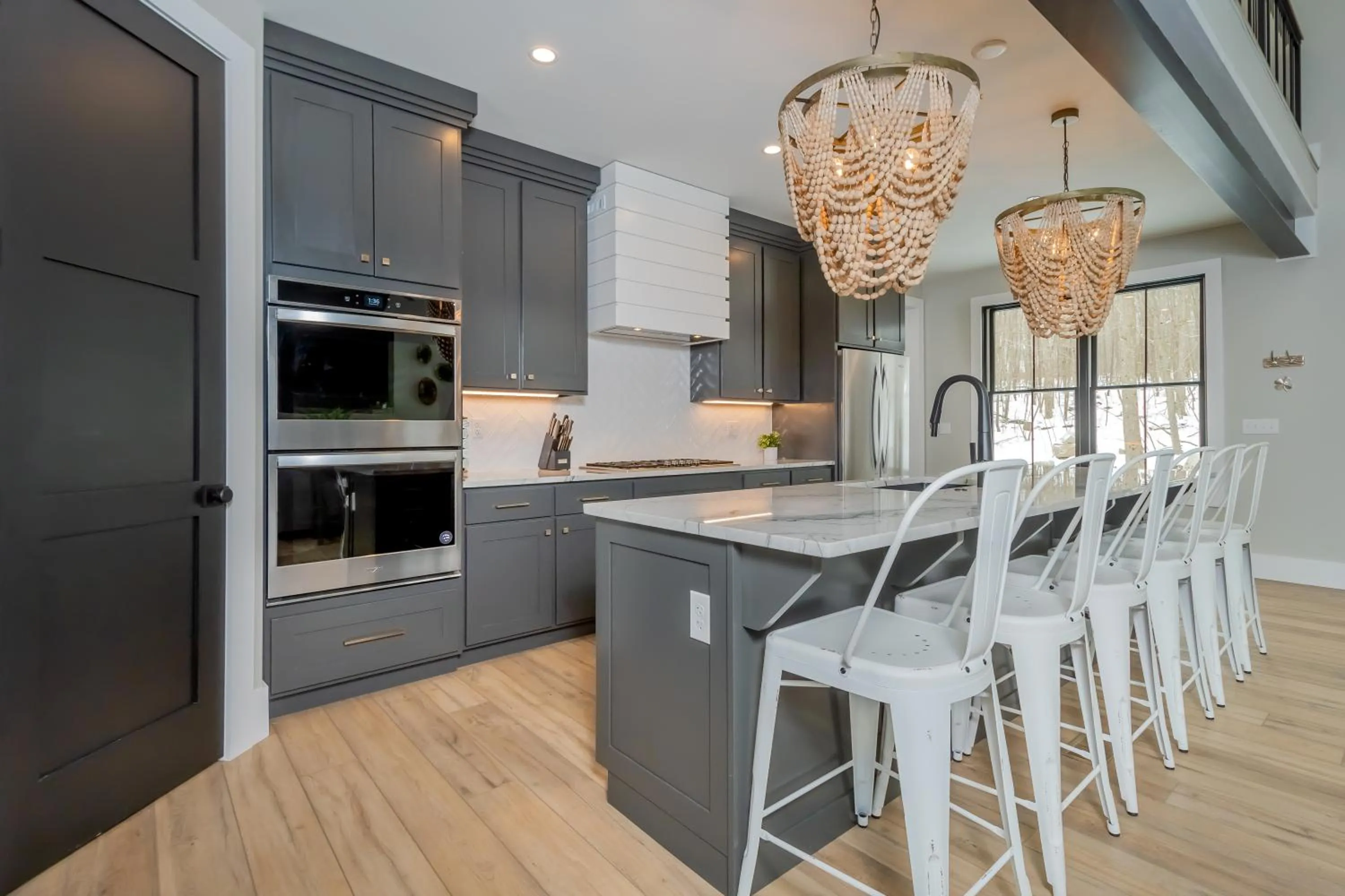 Property building in No Black Tie Affair