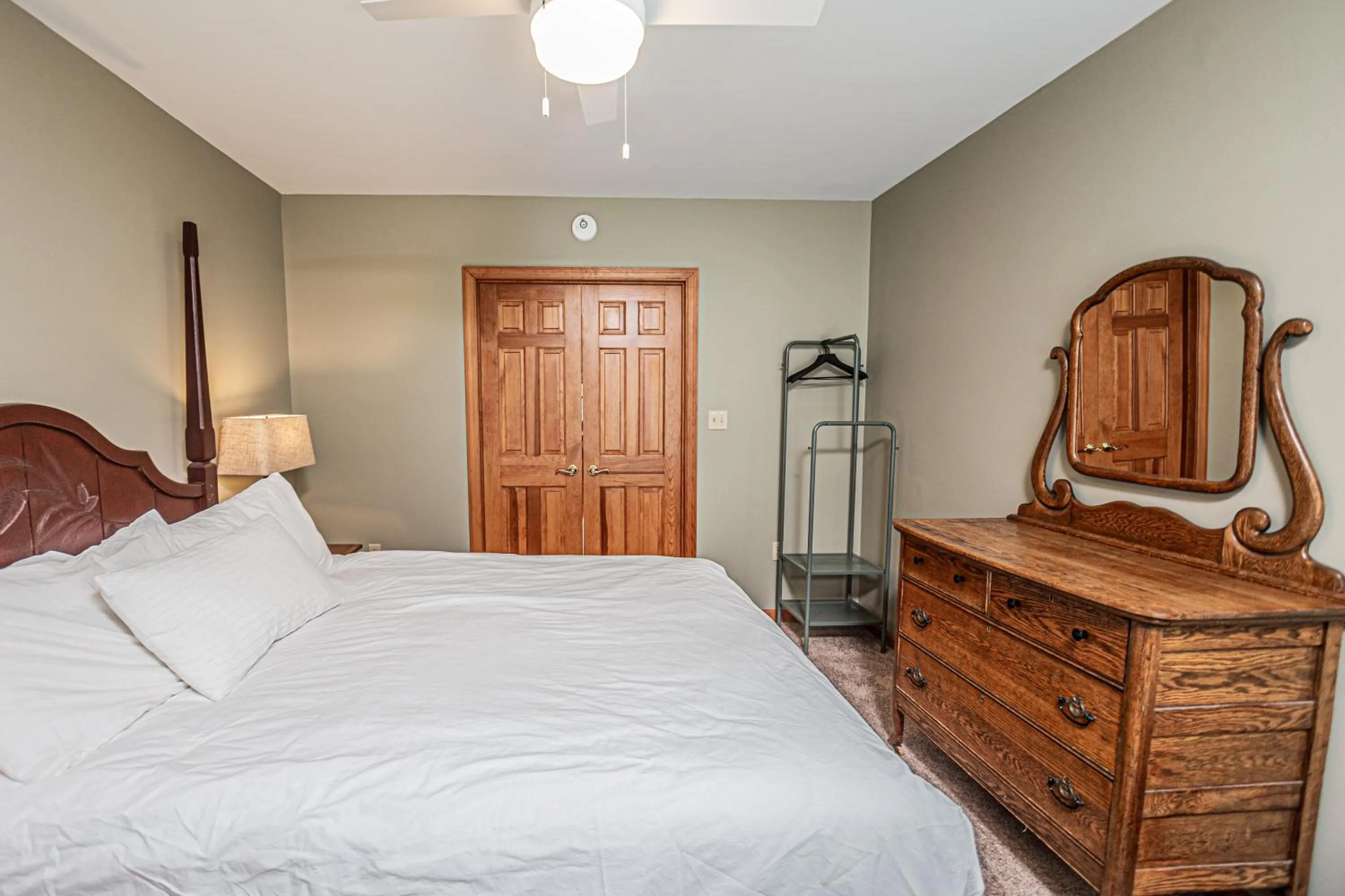 Bed in Powder N Wakes