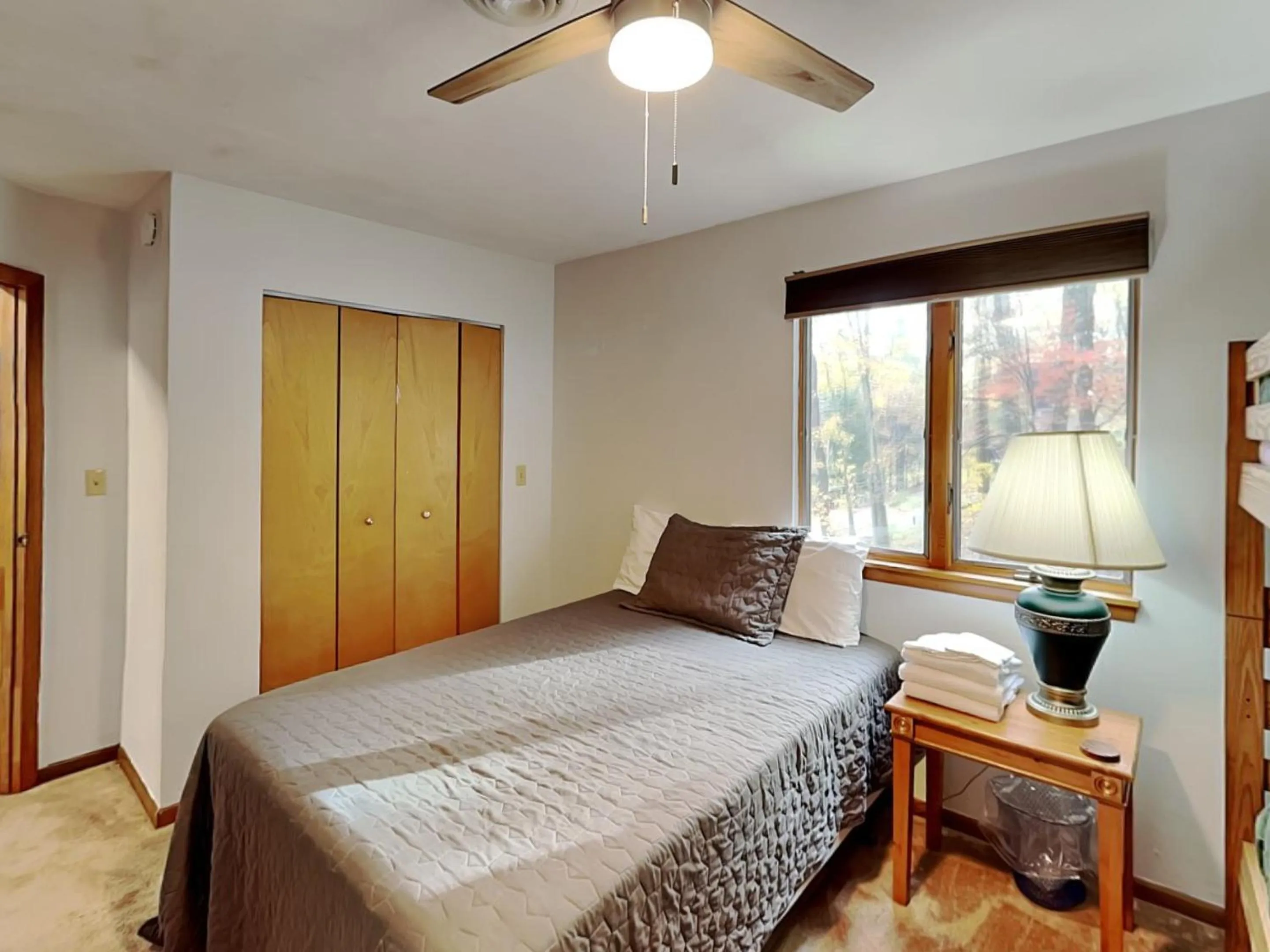 Bed in Views & Brews