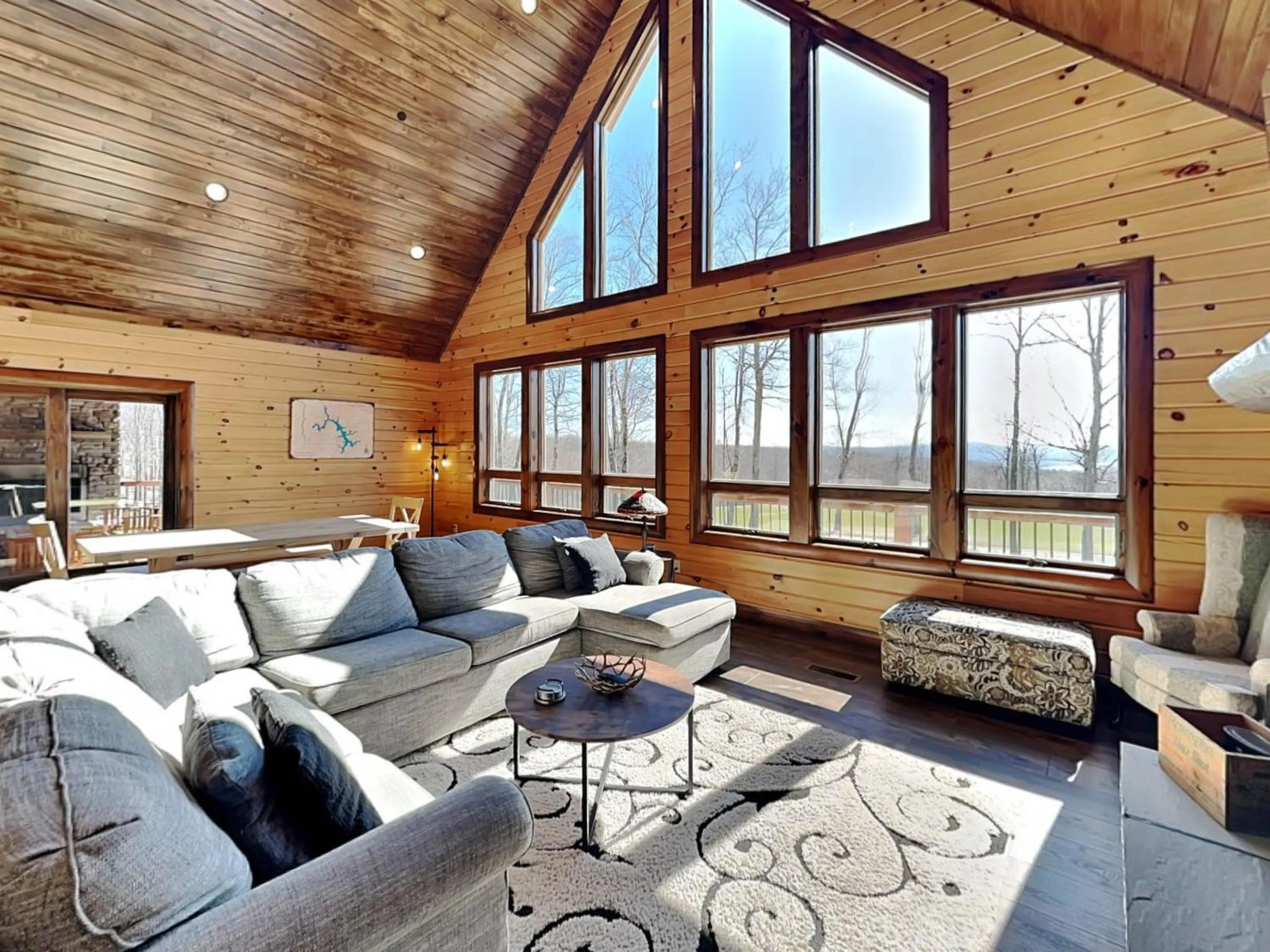 Water & Mountain Retreat