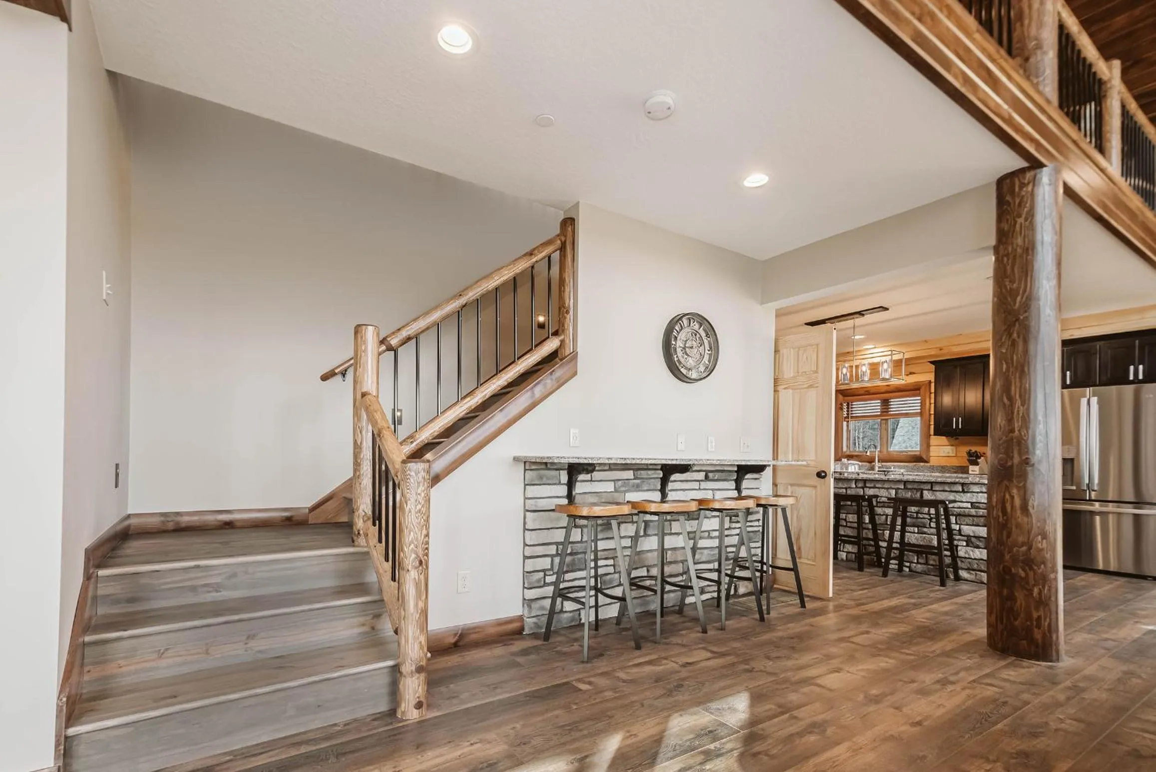 Property building in Water & Mountain Retreat