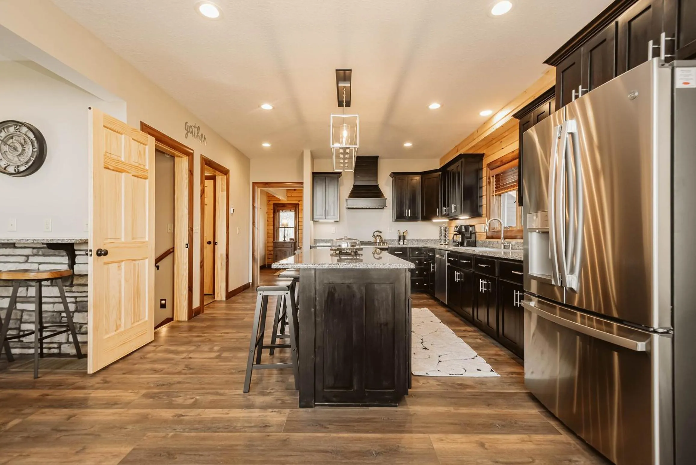 Property building in Water & Mountain Retreat