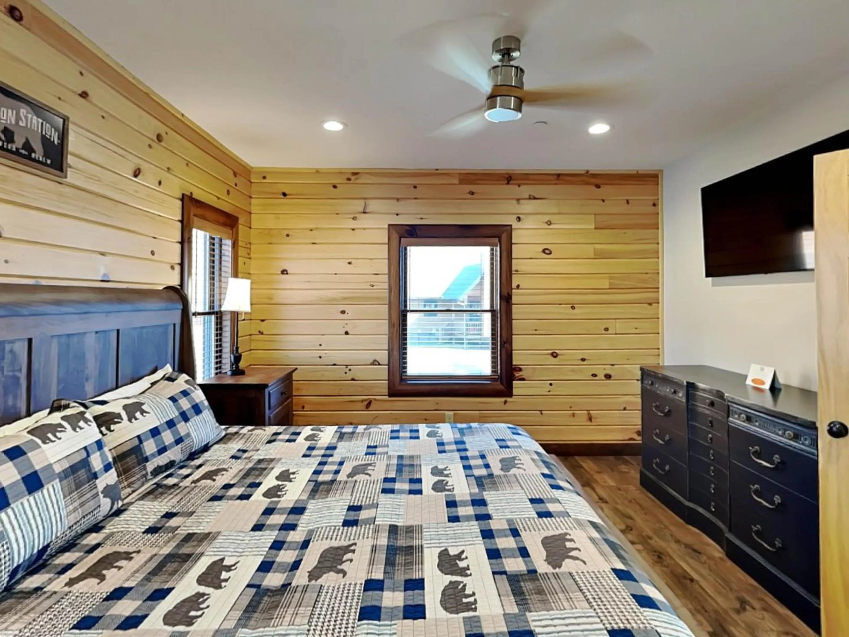 Bed in Water & Mountain Retreat