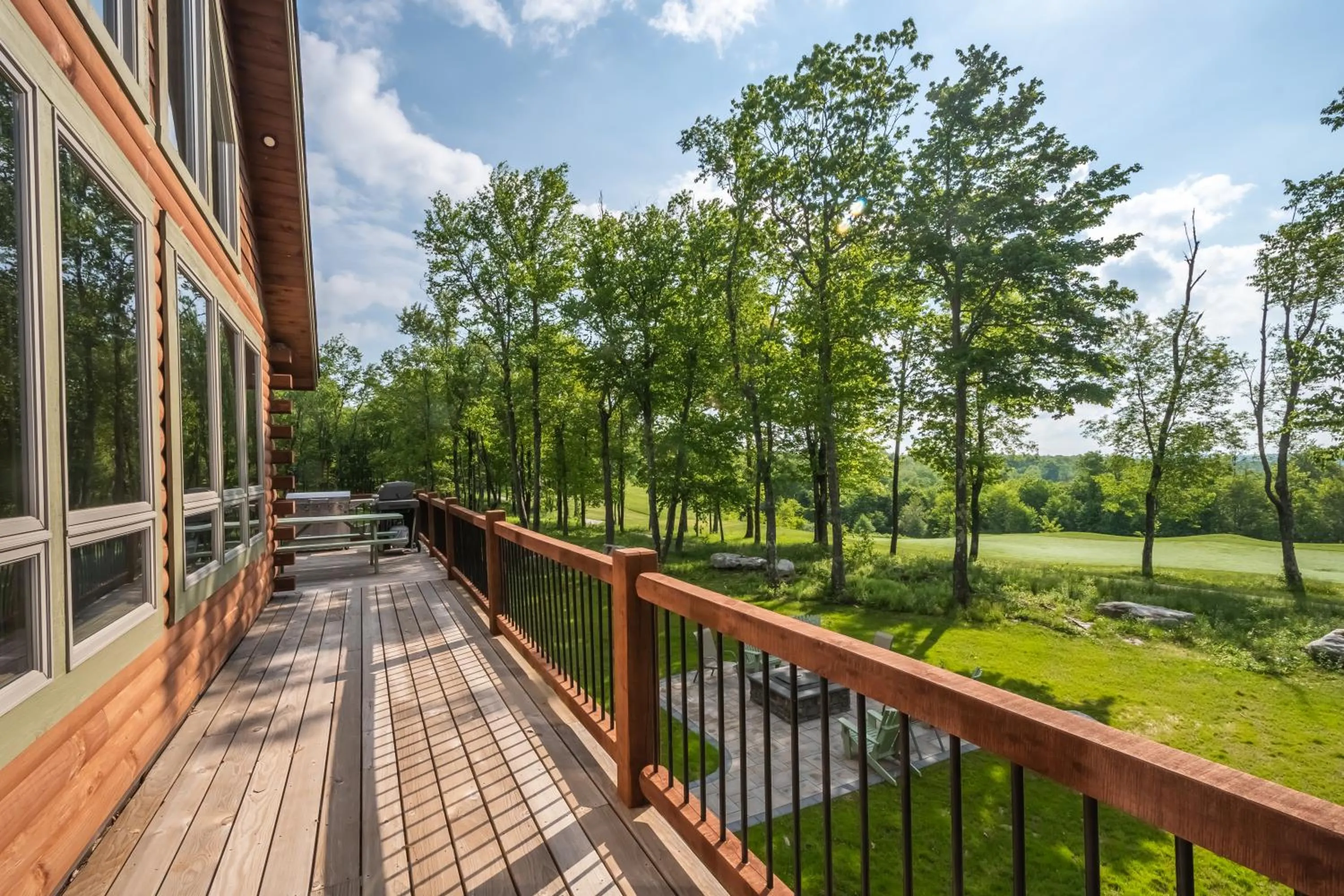 Property building in Water & Mountain Retreat