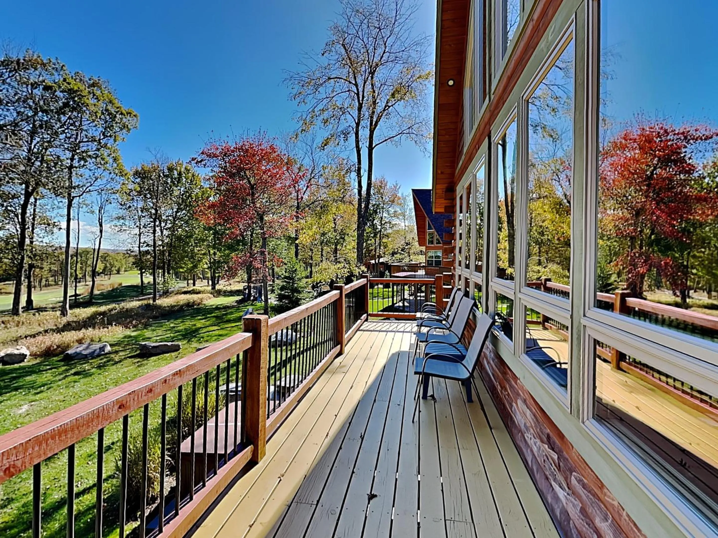 Water & Mountain Retreat