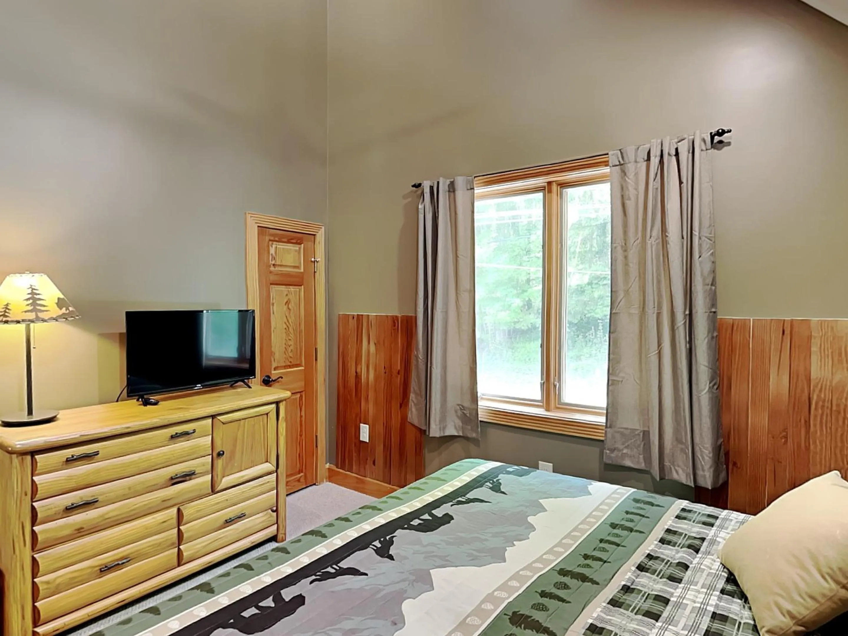 Bed in Wisp N Around