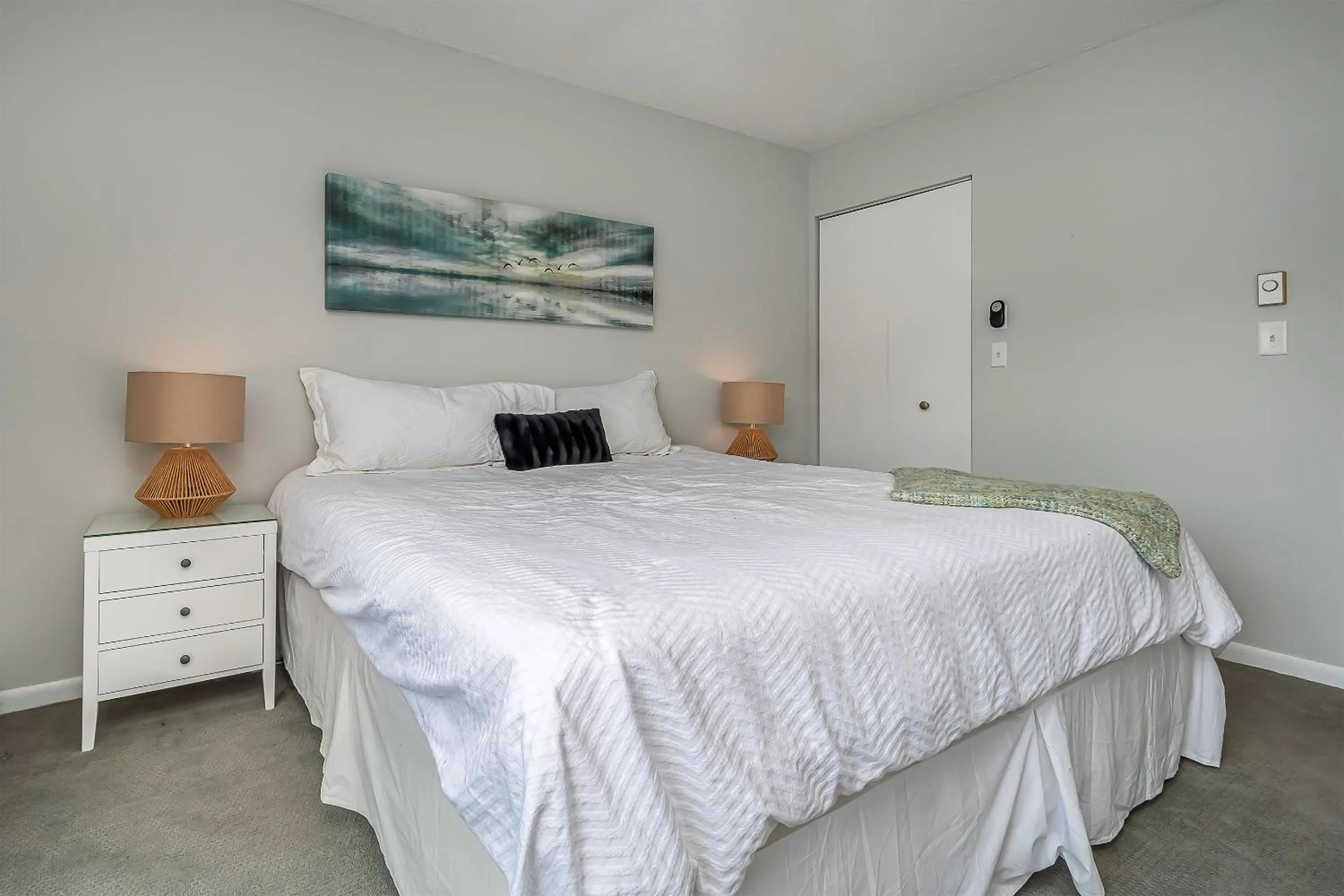 Property building, Bed in Ski Harbor 11