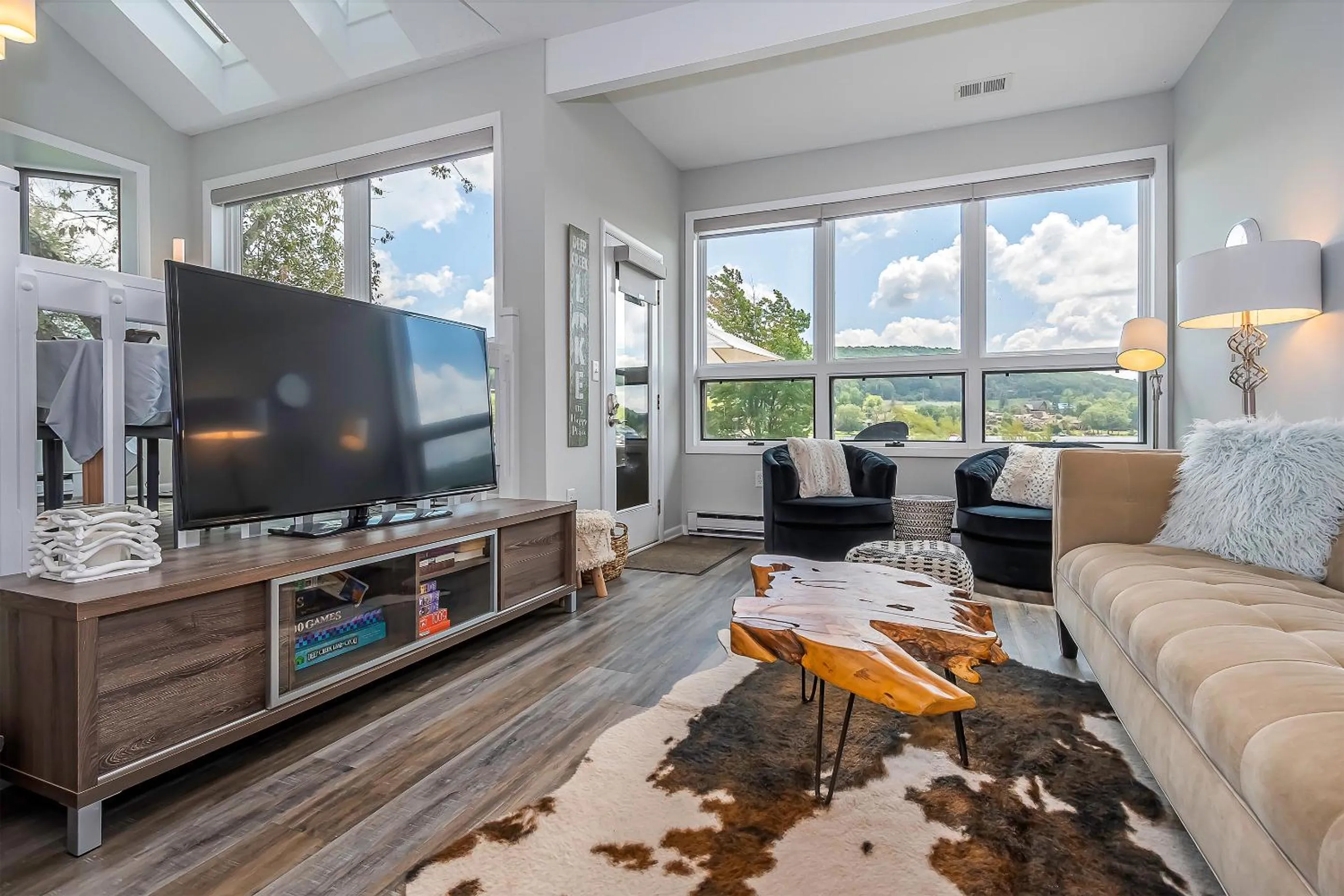 Property building in Ski Harbor 11