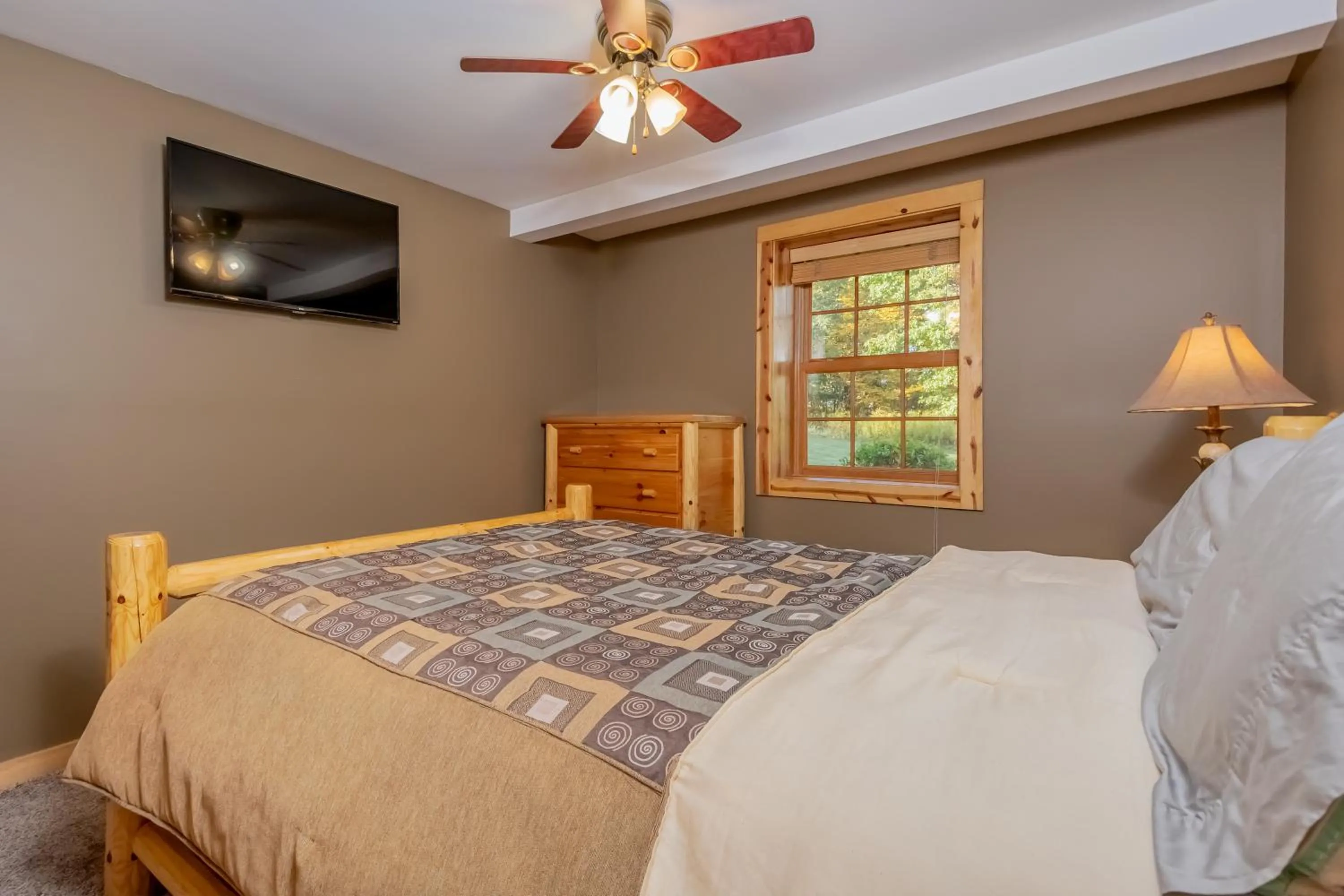 Property building, Bed in Wispy Business