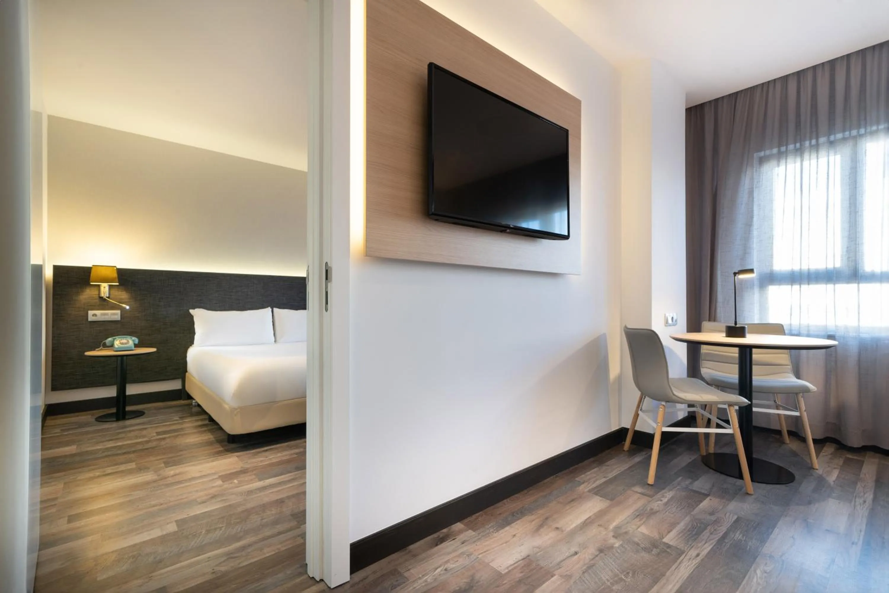 Bed in Hotel Cádiz Paseo del Mar, Affiliated by Meliá