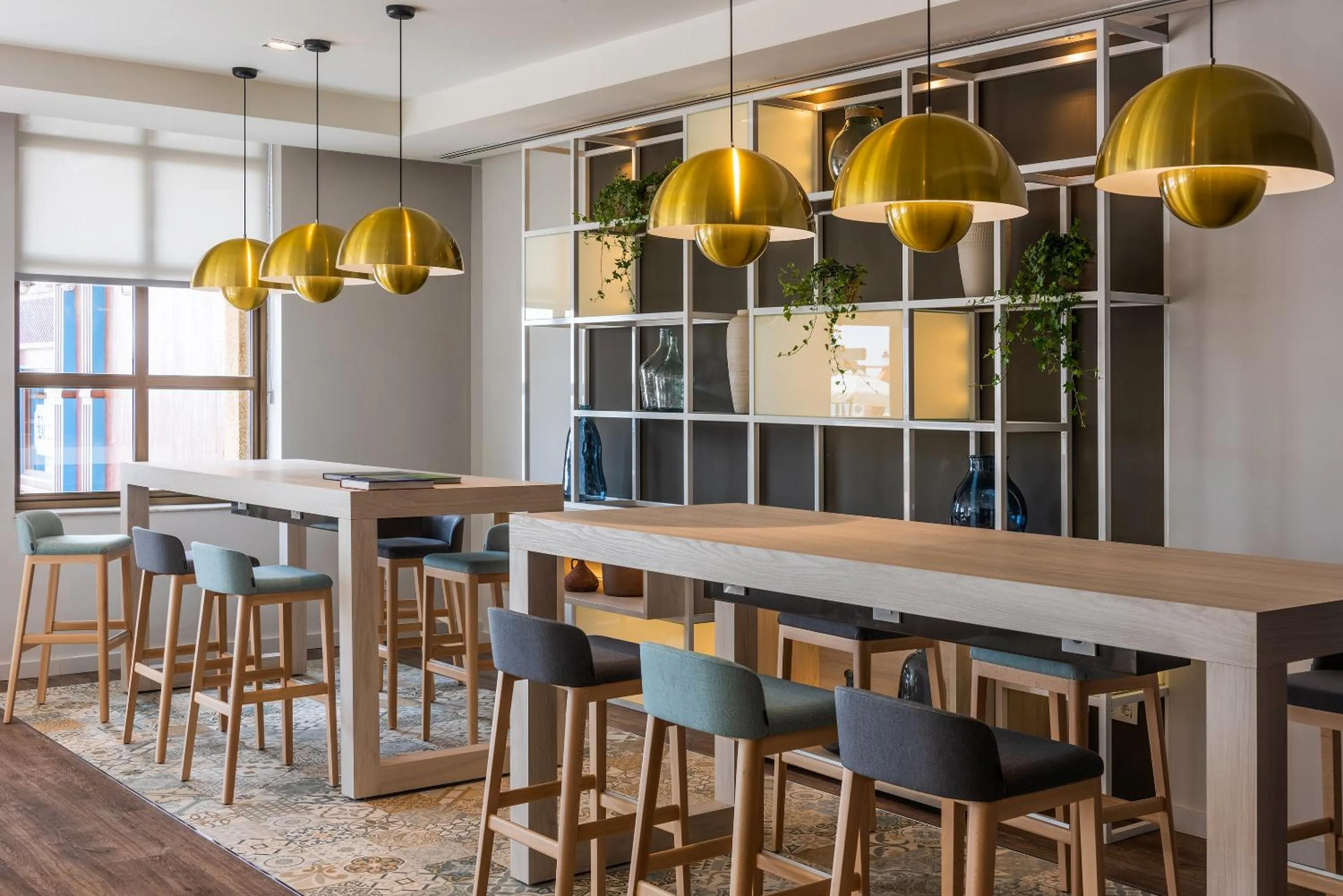 Lobby or reception in Hotel Cádiz Paseo del Mar, Affiliated by Meliá