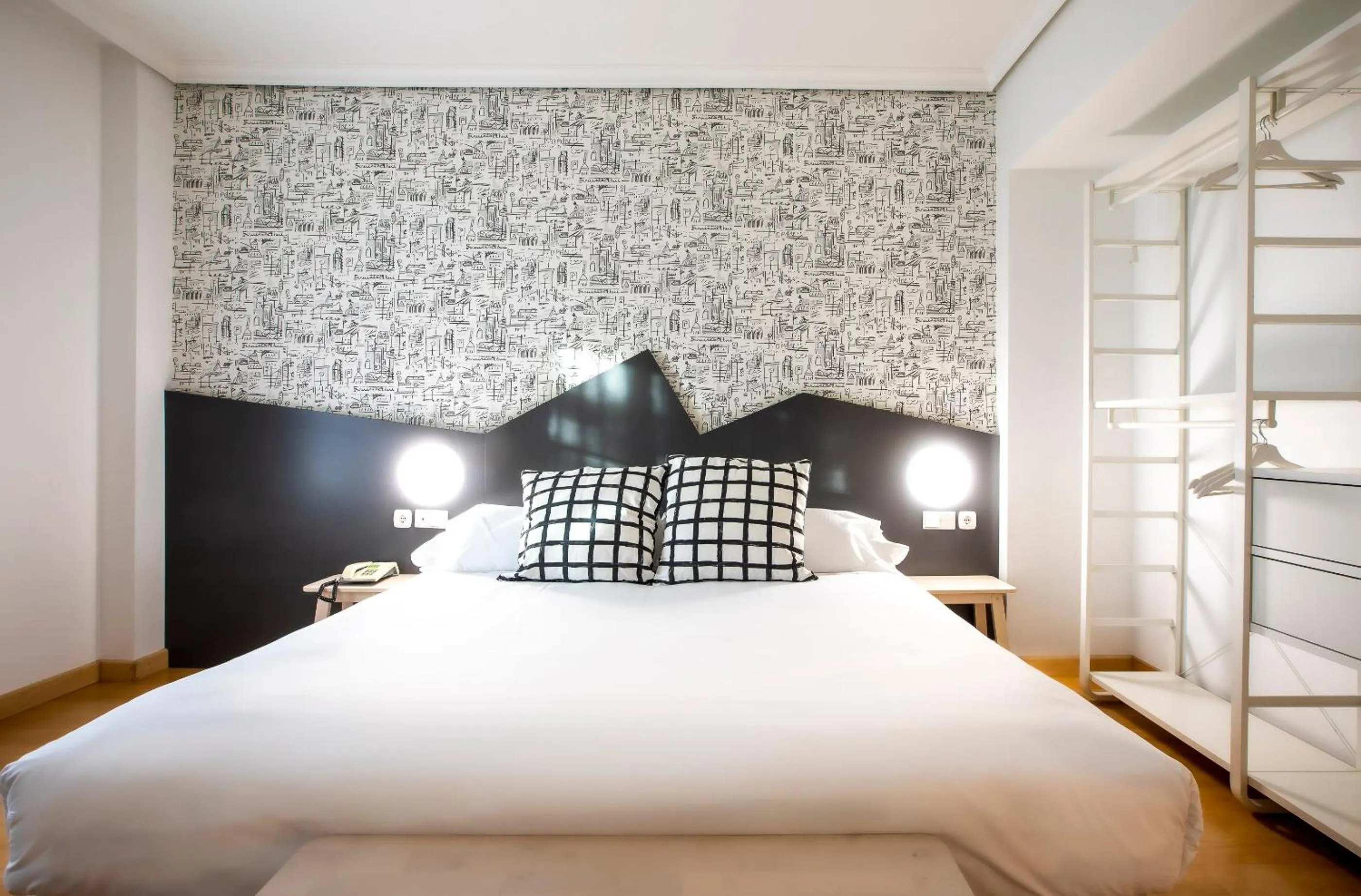 Bed in Hotel Urdanibia Park