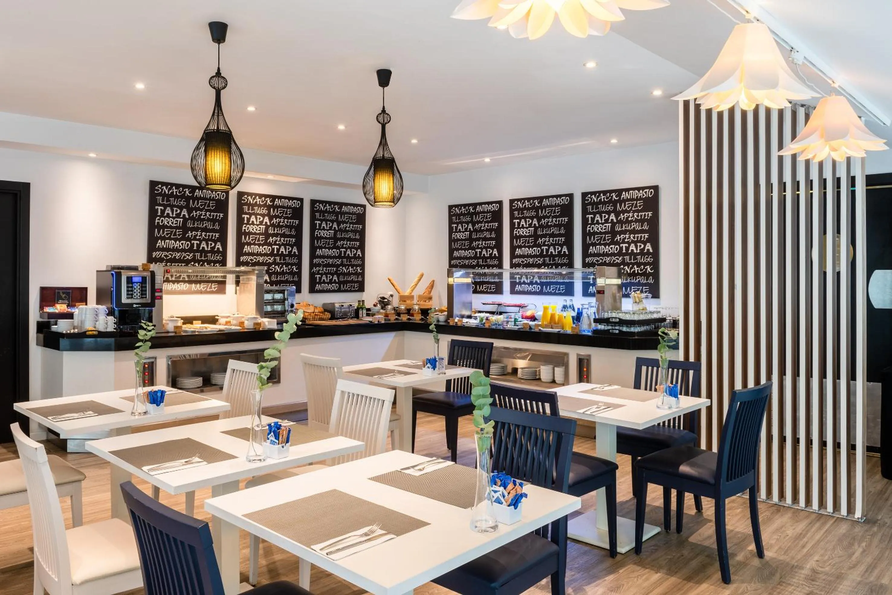 Restaurant/places to eat in Hotel San Sebastián Orly, Affiliated by Meliá