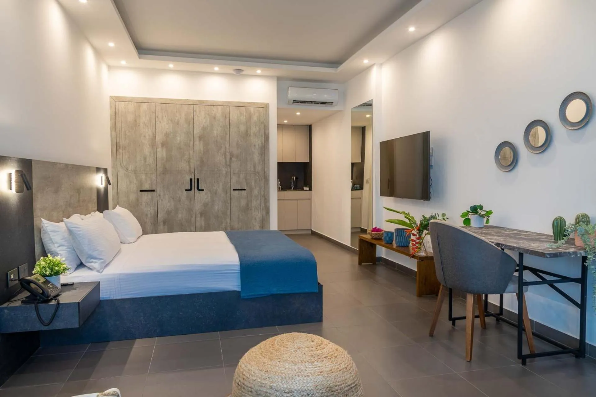 Bedroom, Bed in The Lead Hotel