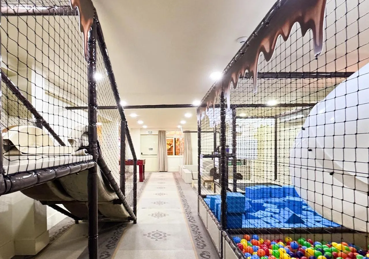 Entertainment, Bed in Chocoland Hotel Gramado