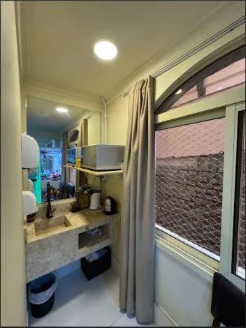 Kitchen or kitchenette in Chocoland Hotel Gramado