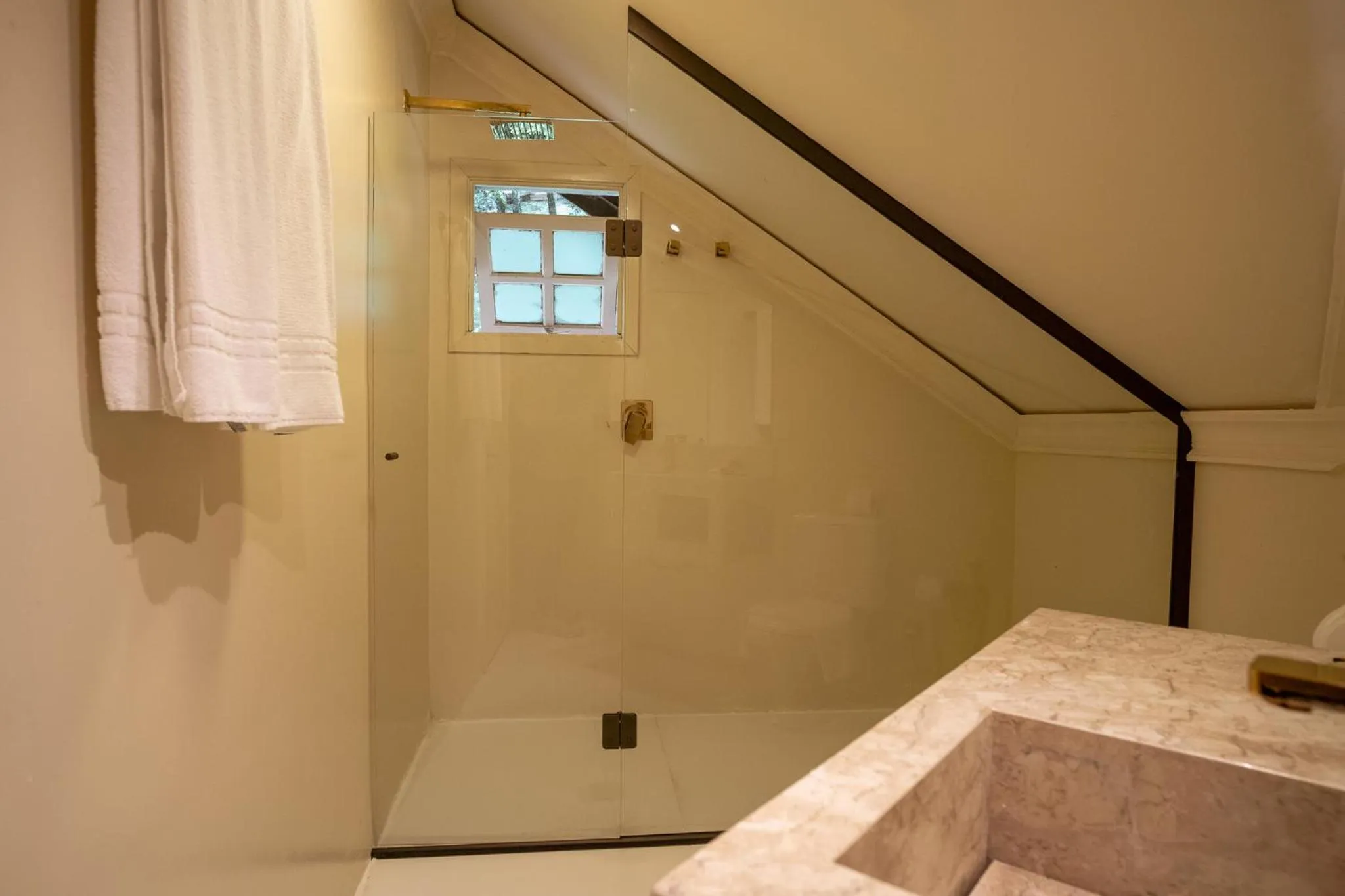 Shower, Bed in Chocoland Hotel Gramado