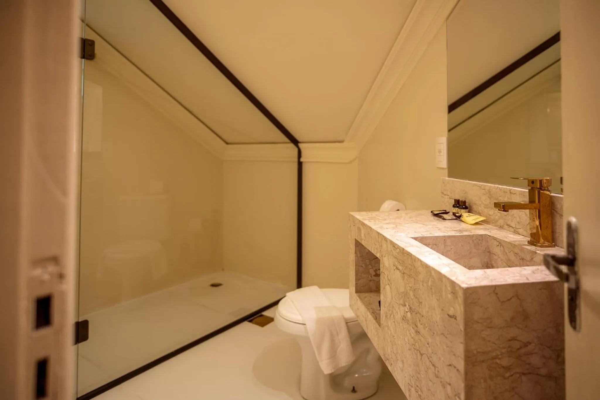 Shower in Chocoland Hotel Gramado