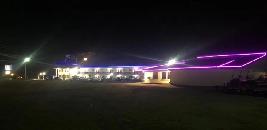 Property building in Motel Boutique by Wolf Inn