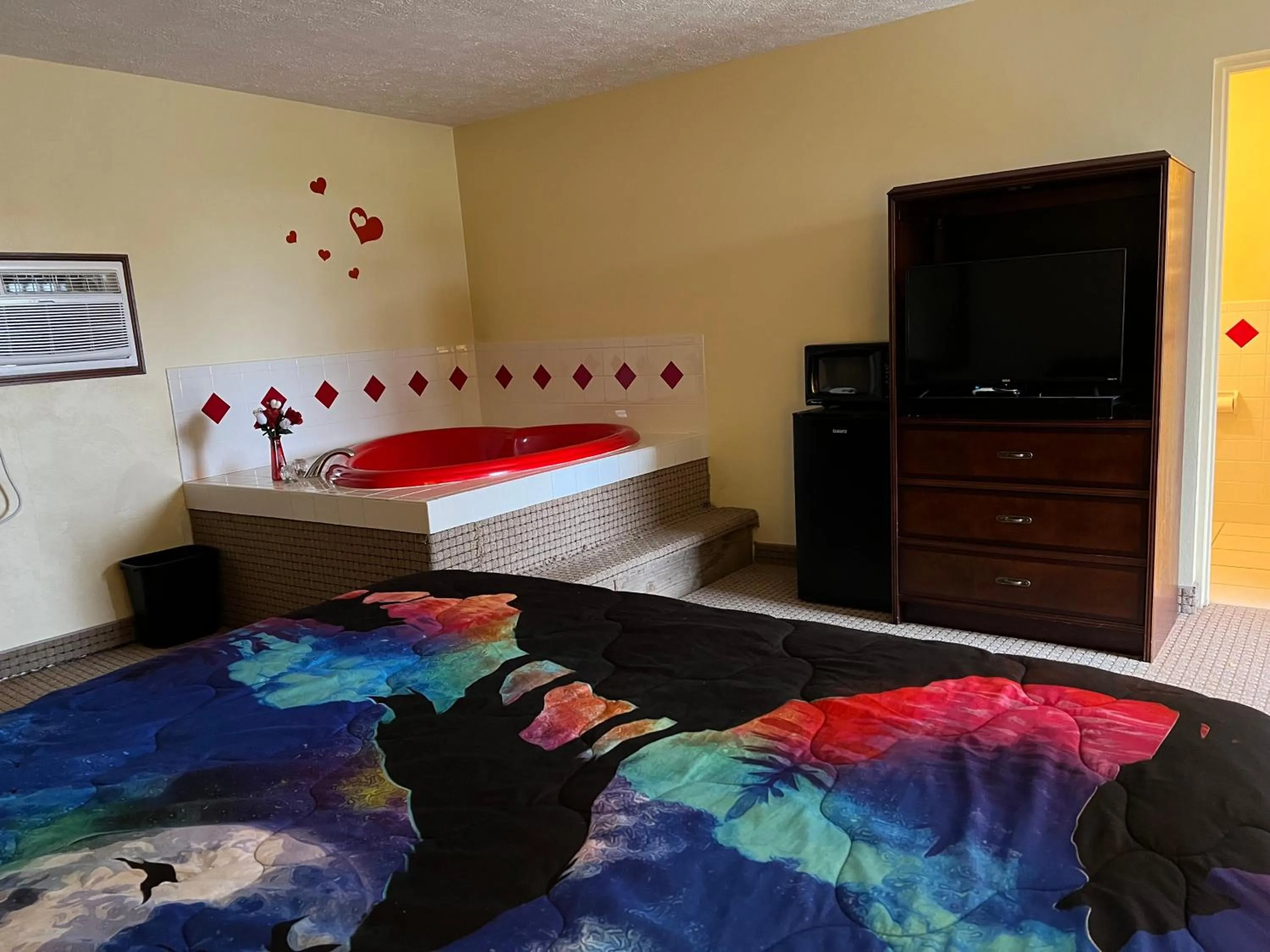 Bed in Motel Boutique by Wolf Inn