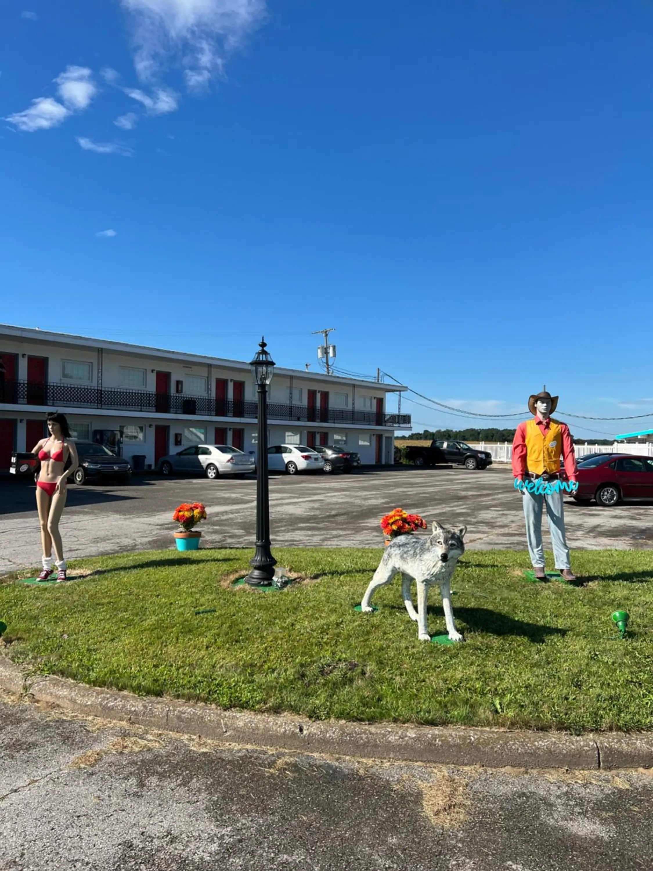 Property building in Motel Boutique by Wolf Inn