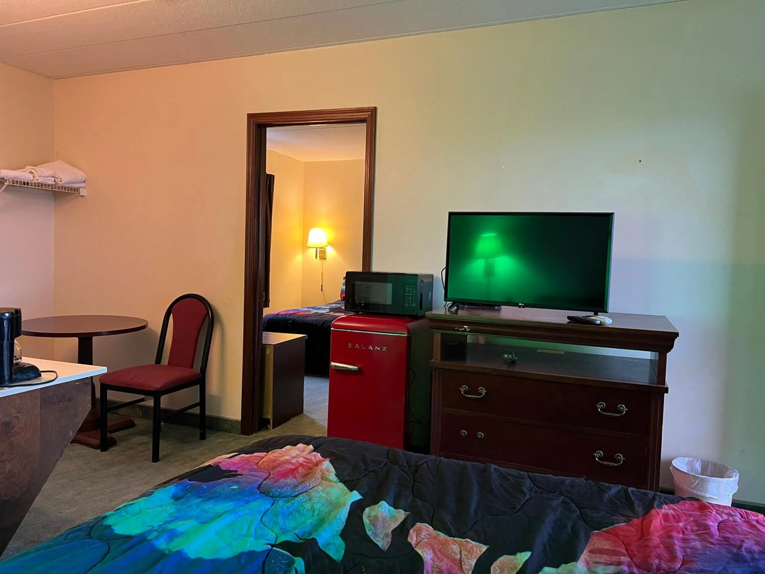 Bed in Motel Boutique by Wolf Inn