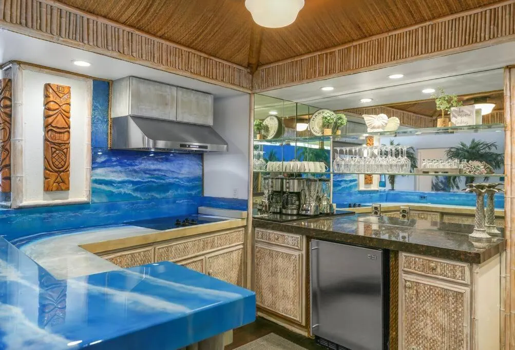 Near Downtown Palm Springs, 7 BD 7 BTH, 80FT Pool, Pickleball