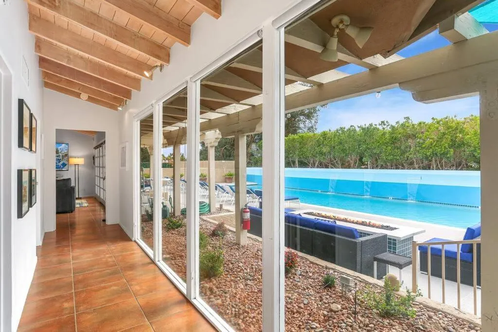 Near Downtown Palm Springs, 7 BD 7 BTH, 80FT Pool, Pickleball