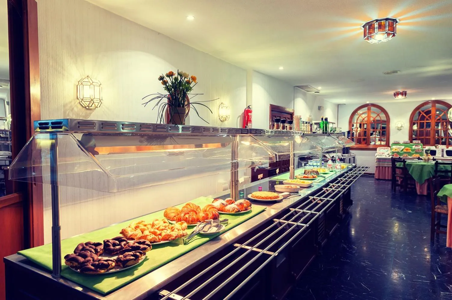 Restaurant/places to eat in Hotel Museo Los Infantes