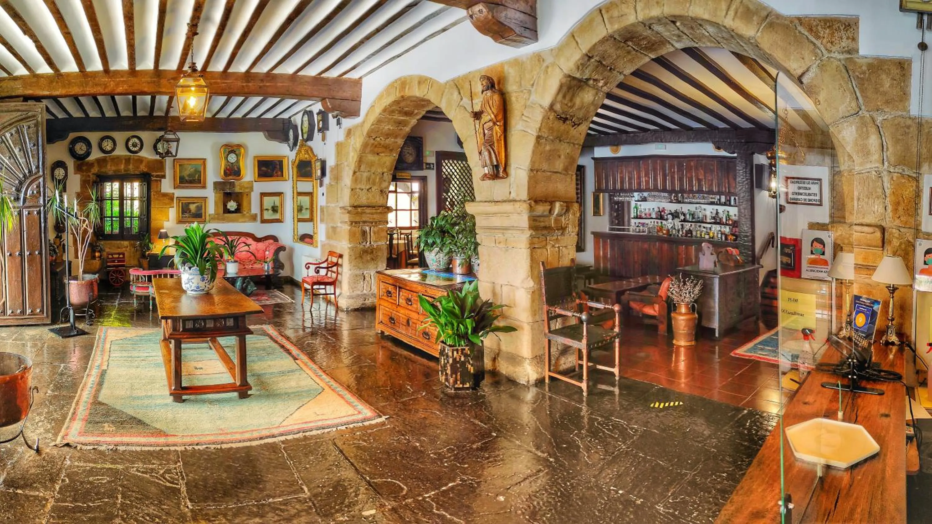 Lobby or reception in Hotel Museo Los Infantes
