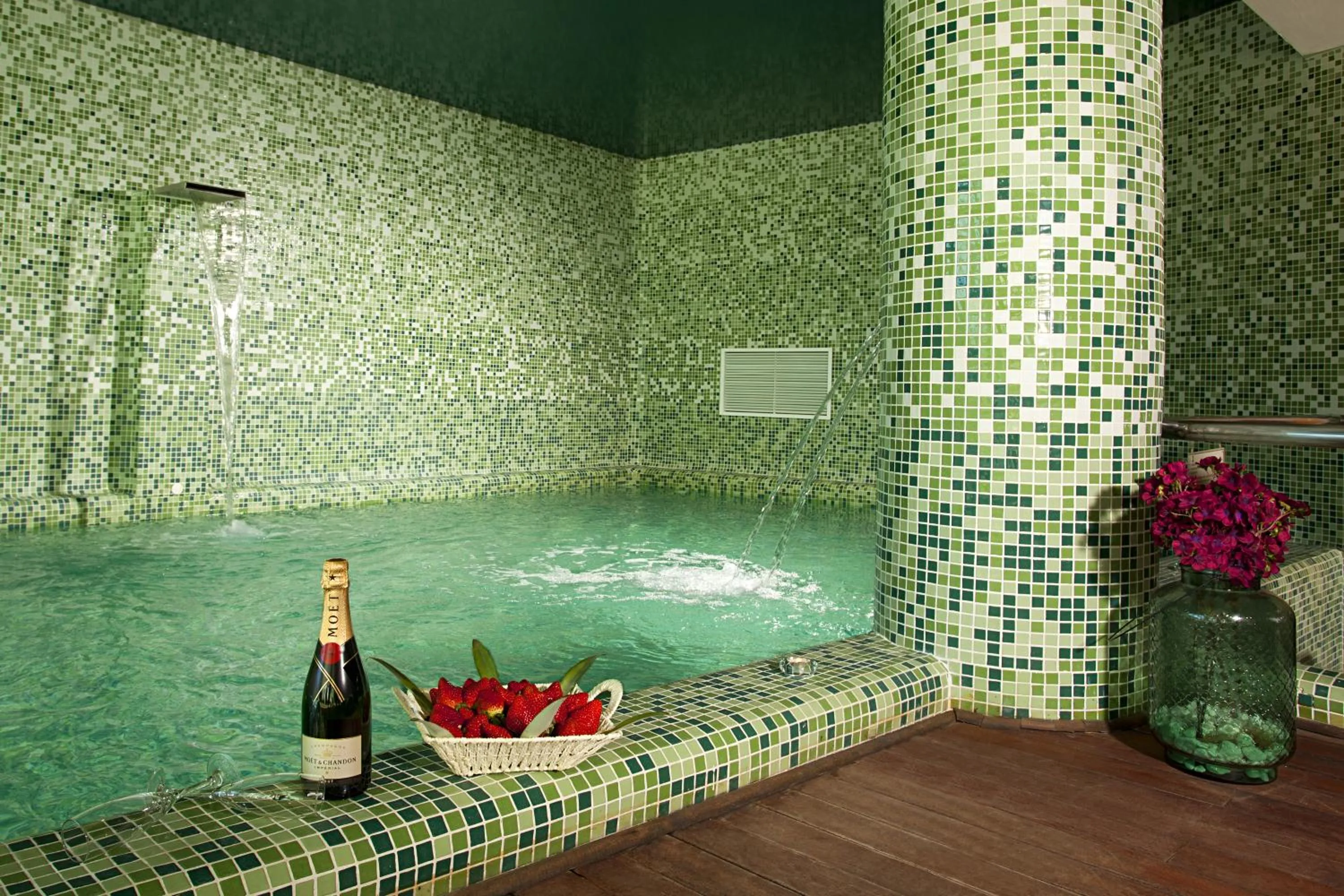 Spa and wellness centre/facilities in Ona Marinas de Nerja Spa Resort