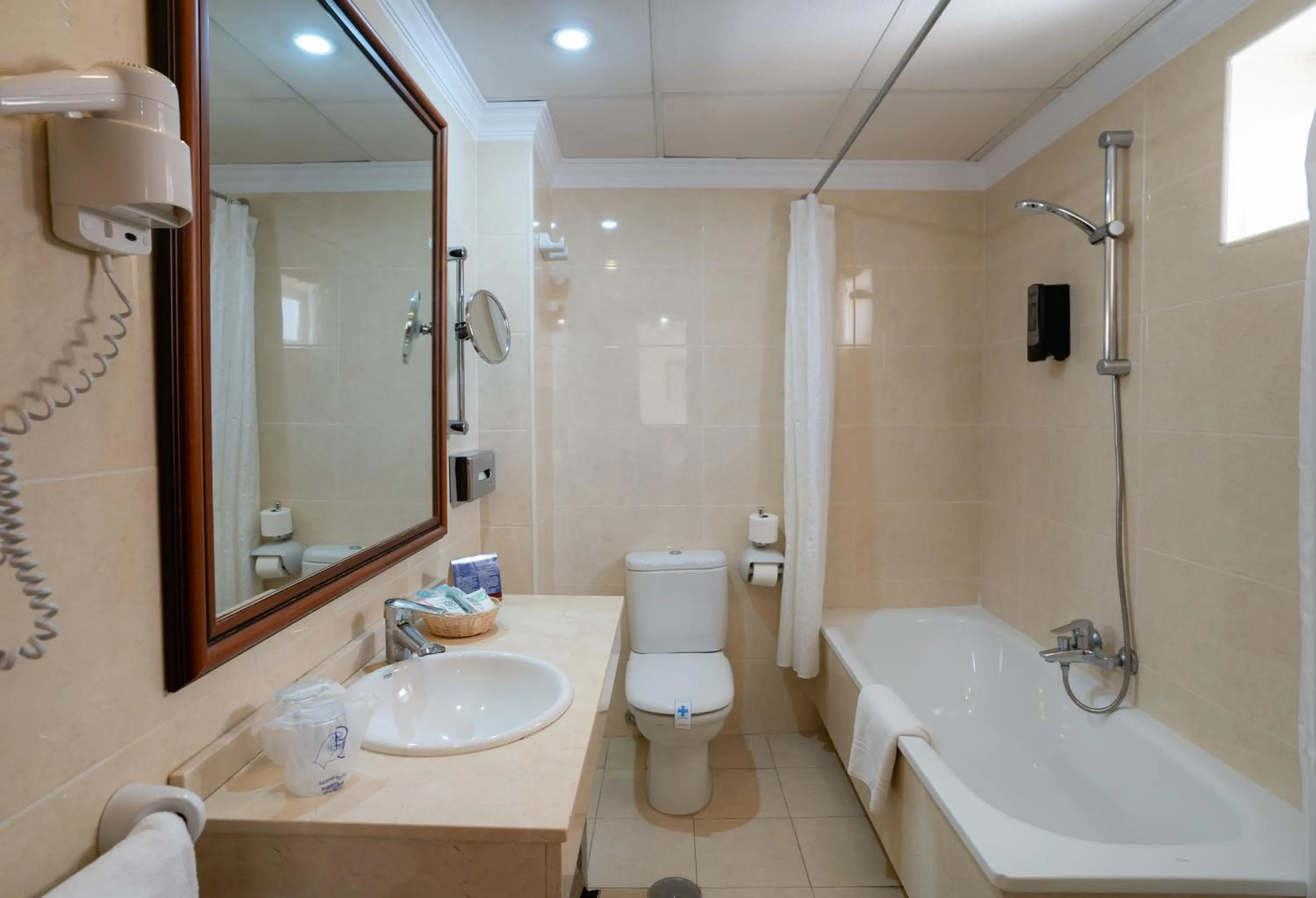 Bathroom in Hotel MS Tropicana Costa del Sol