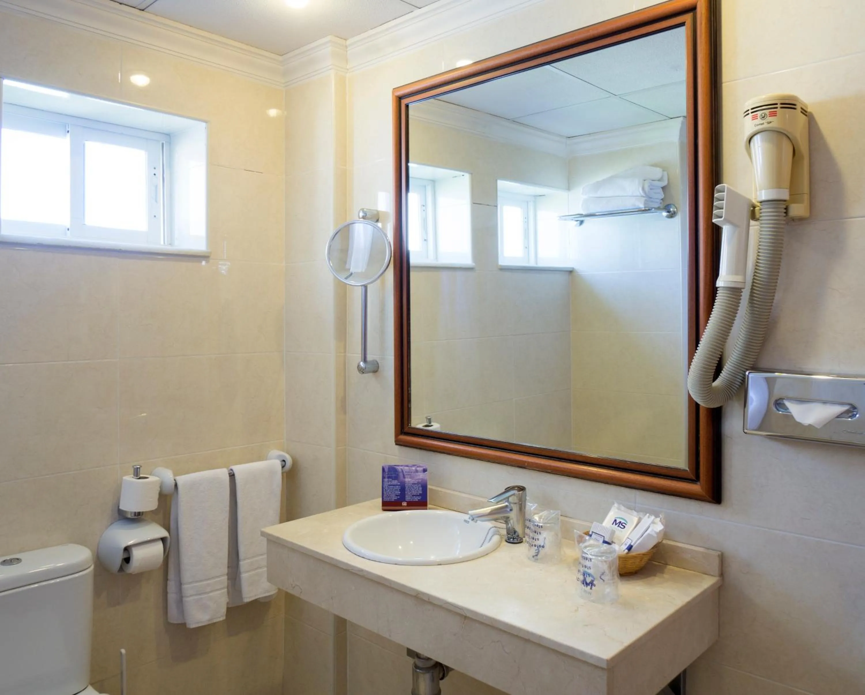 Bathroom in Hotel MS Tropicana Costa del Sol