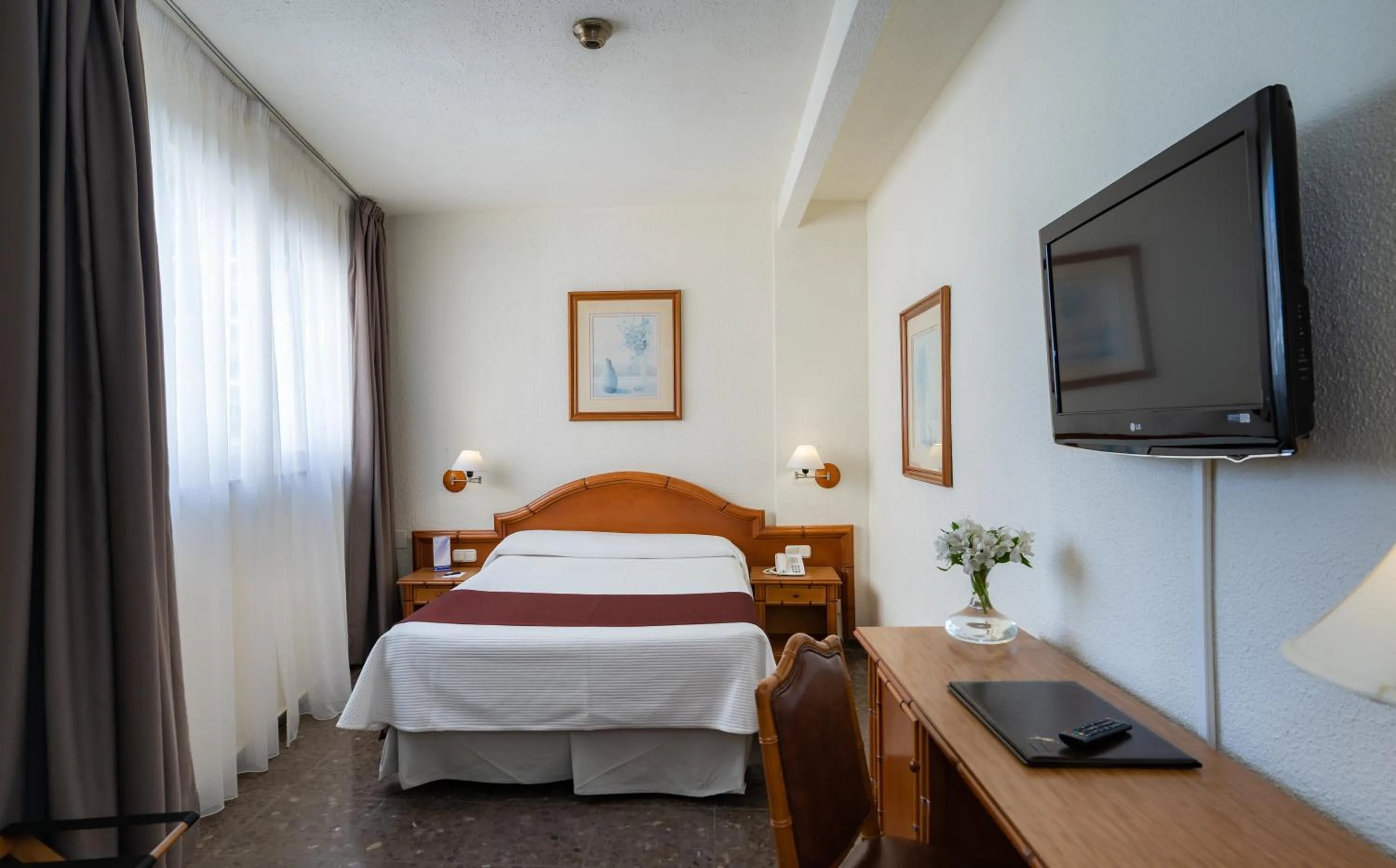 Bed in Hotel MS Tropicana Costa del Sol