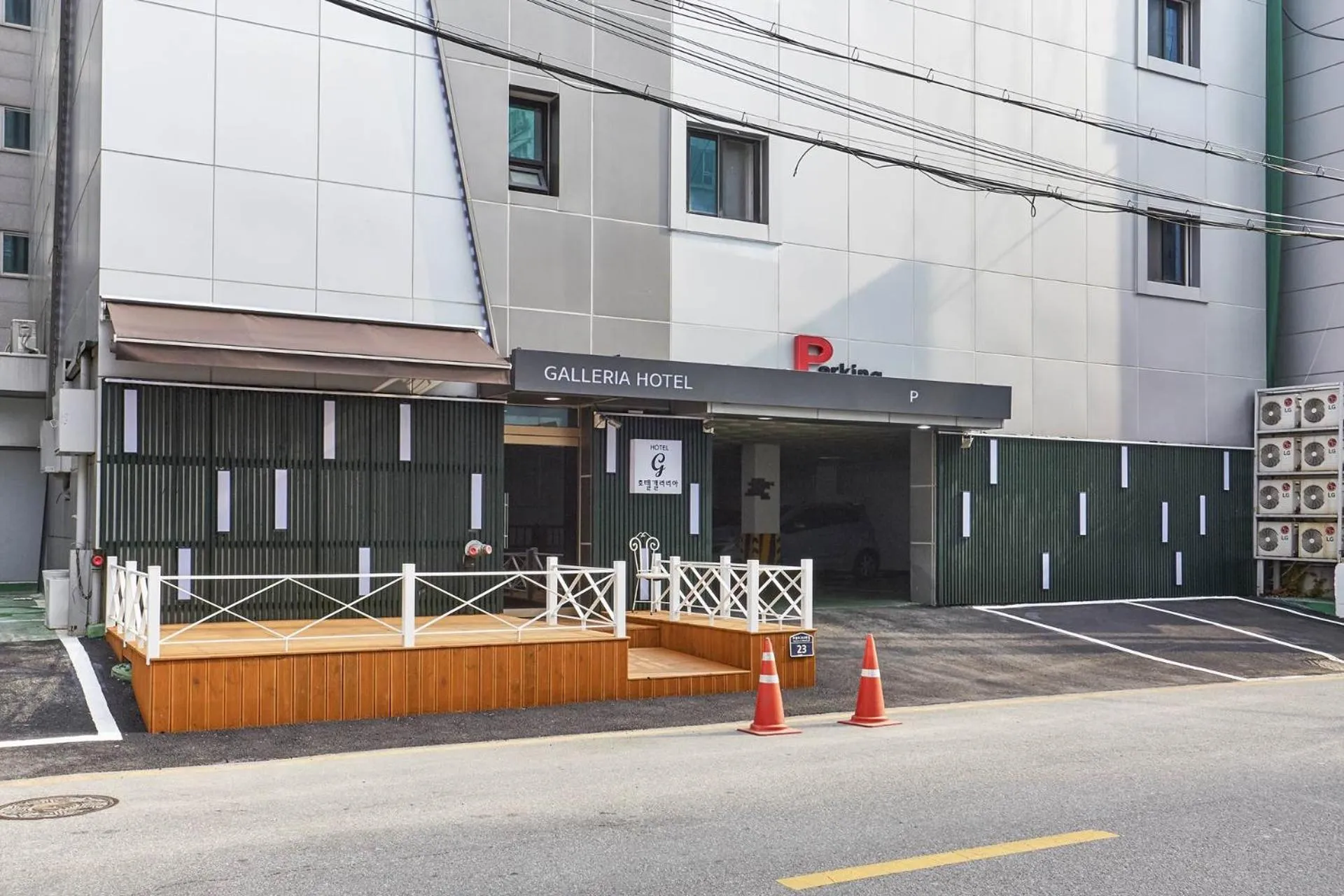 Property building in Galleria Hotel